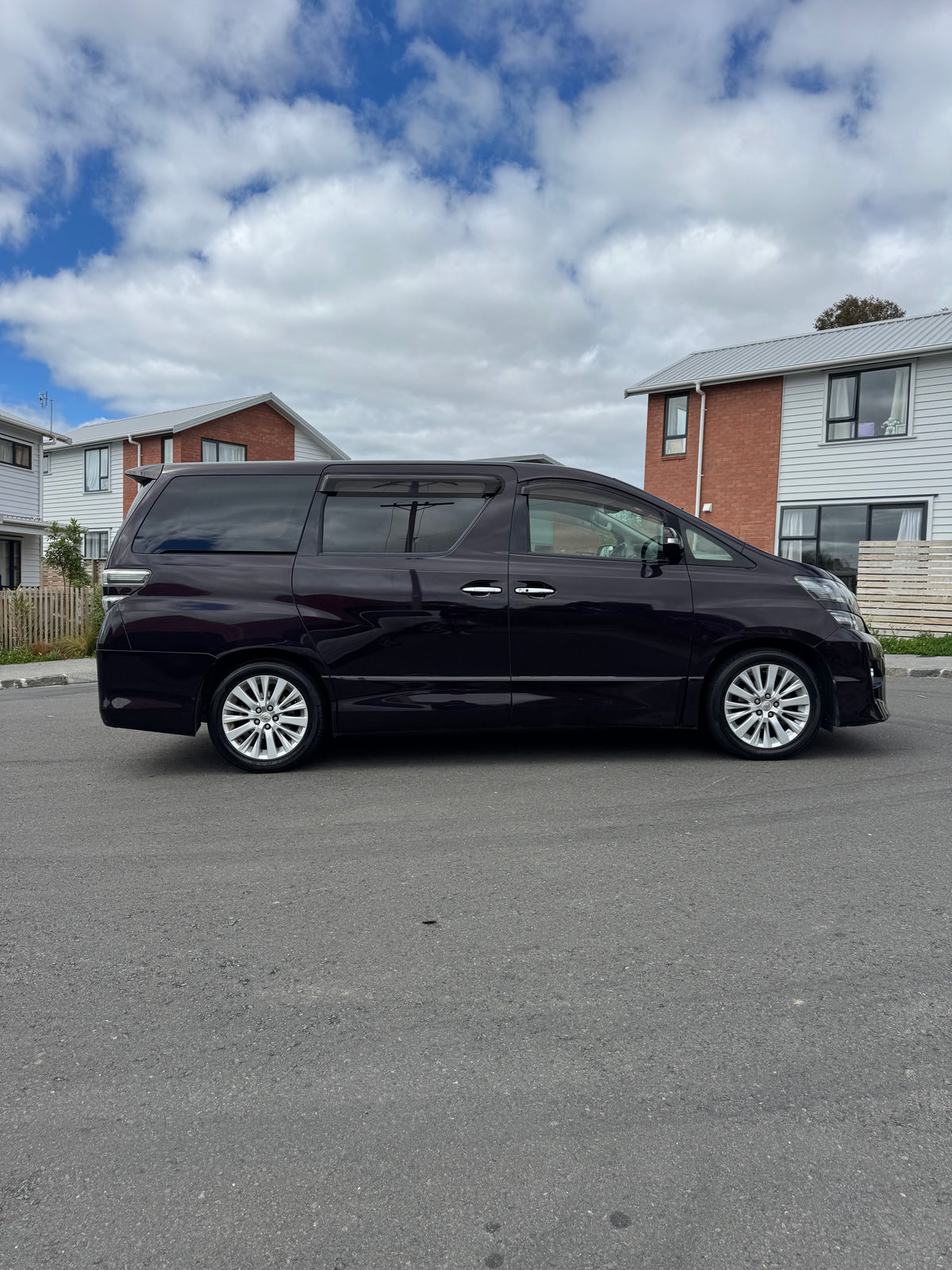2012 Toyota Vellfire - Low Kms! $82.81 Per Week!