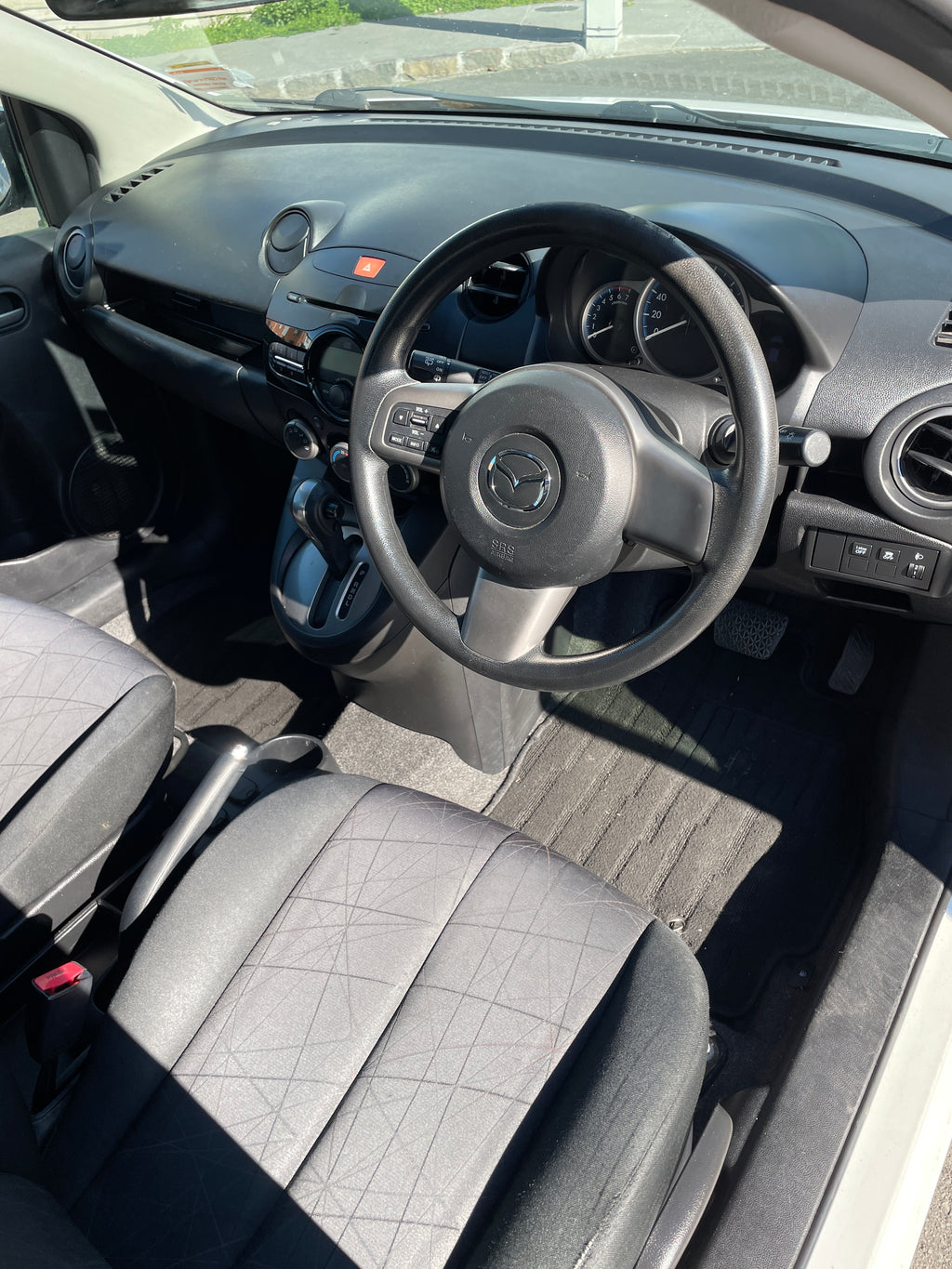 2013 Mazda Demio