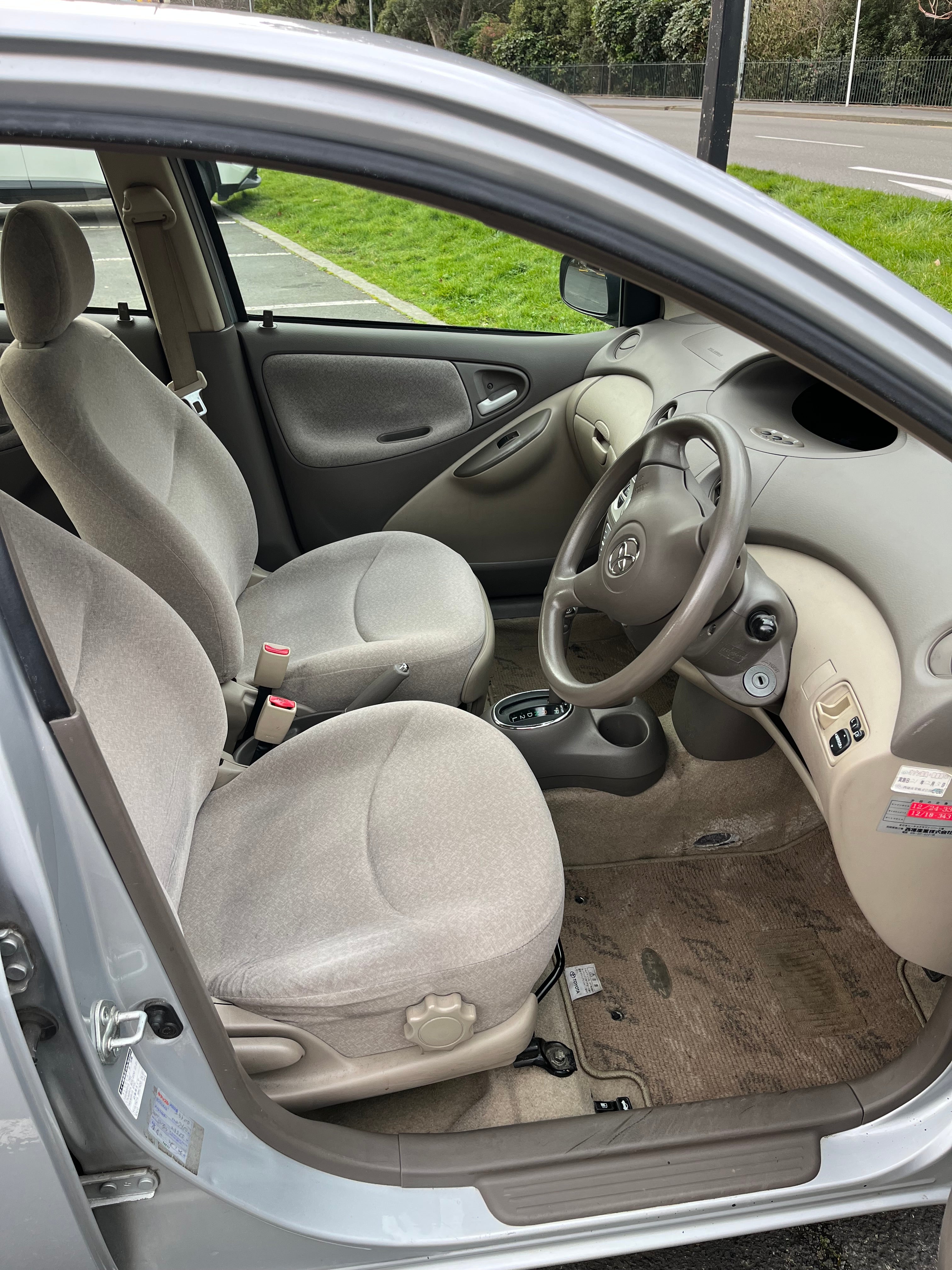 2004 Toyota Platz - Low Kms!