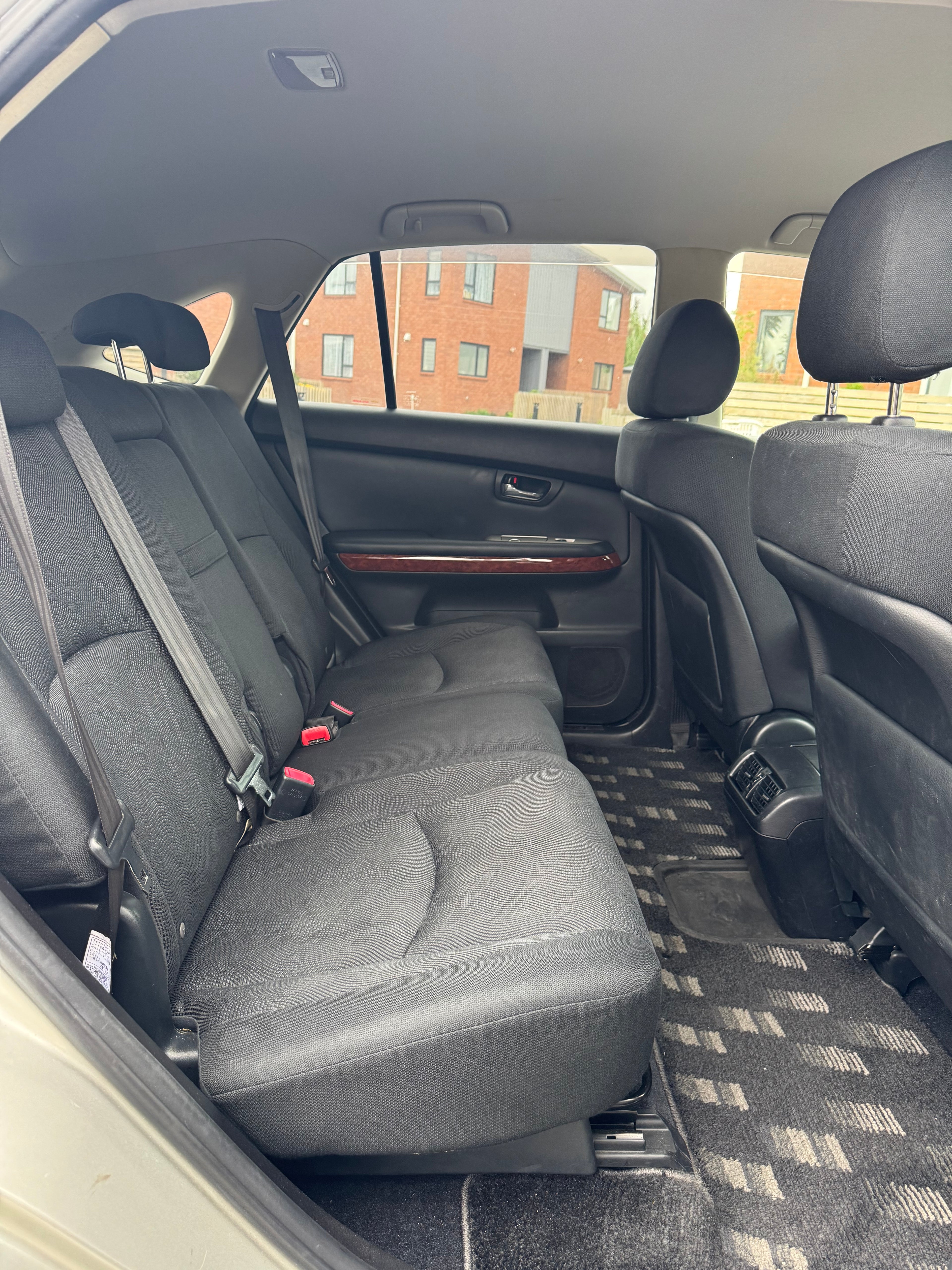 2007 Toyota Harrier - Low Kms!