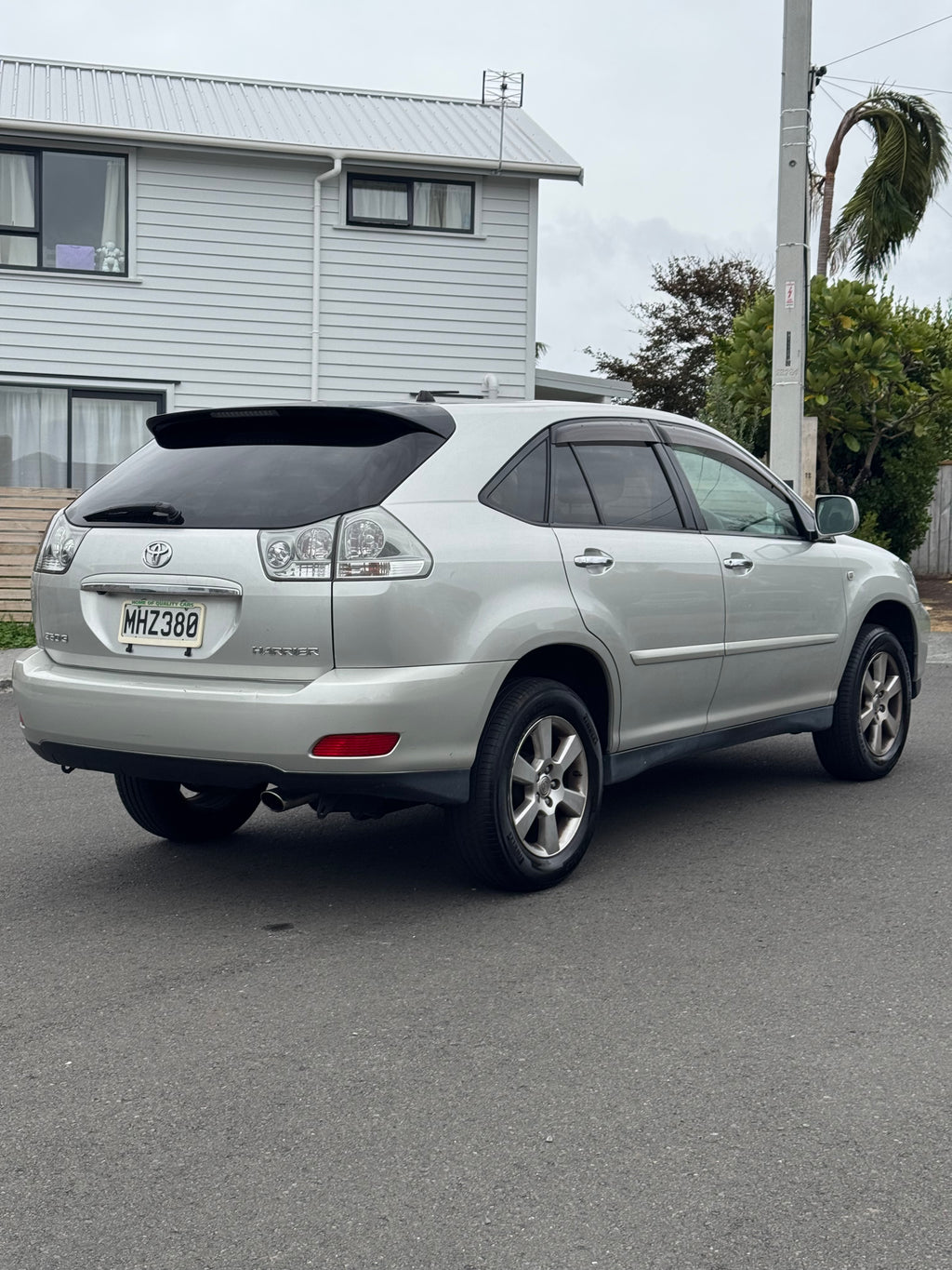 2007 Toyota Harrier - Low Kms!