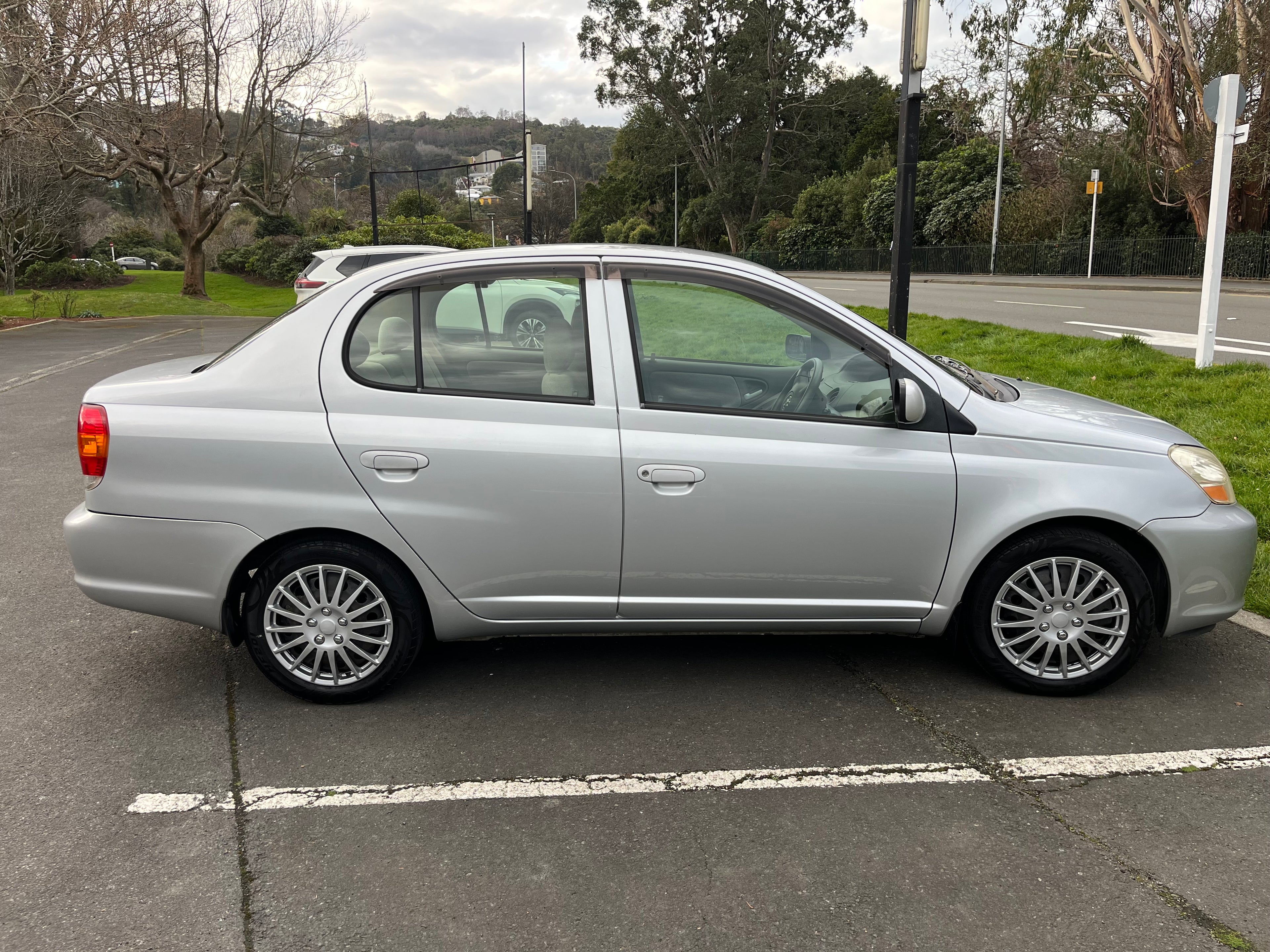 2004 Toyota Platz - Low Kms!