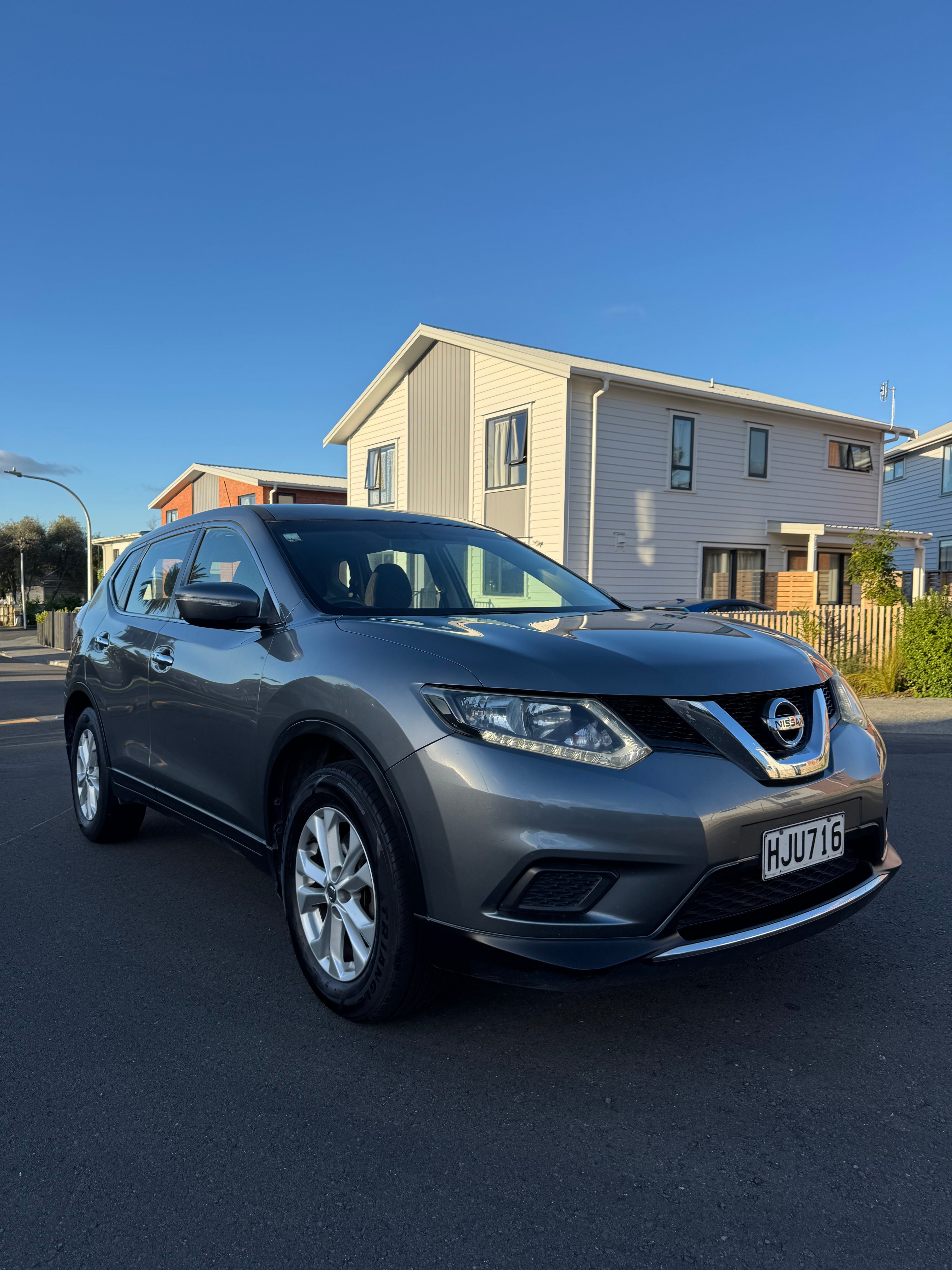 2014 Nissan X-Trail ST - 4WD! NZ New!
