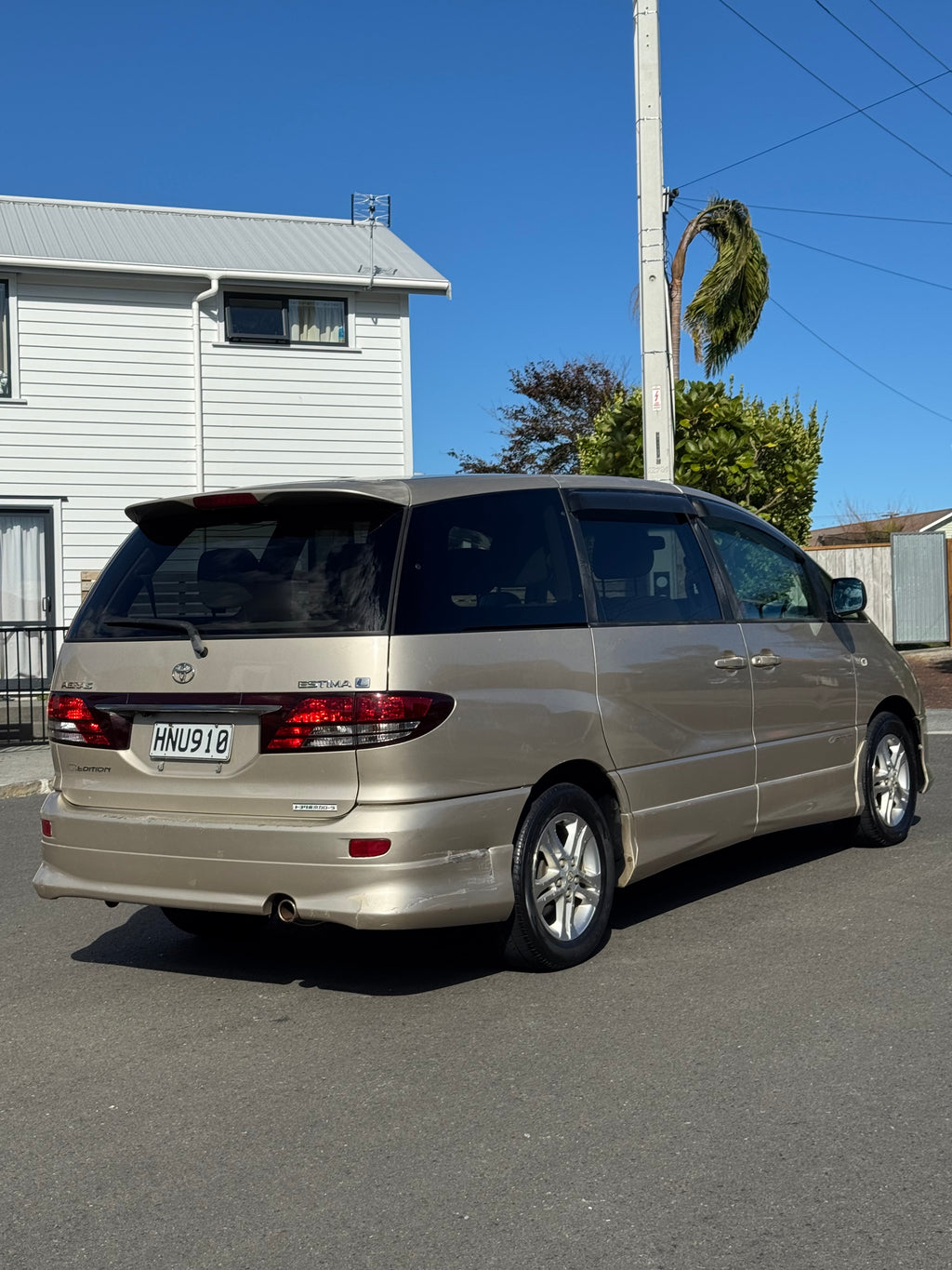 2004 Toyota Estima - G Edition