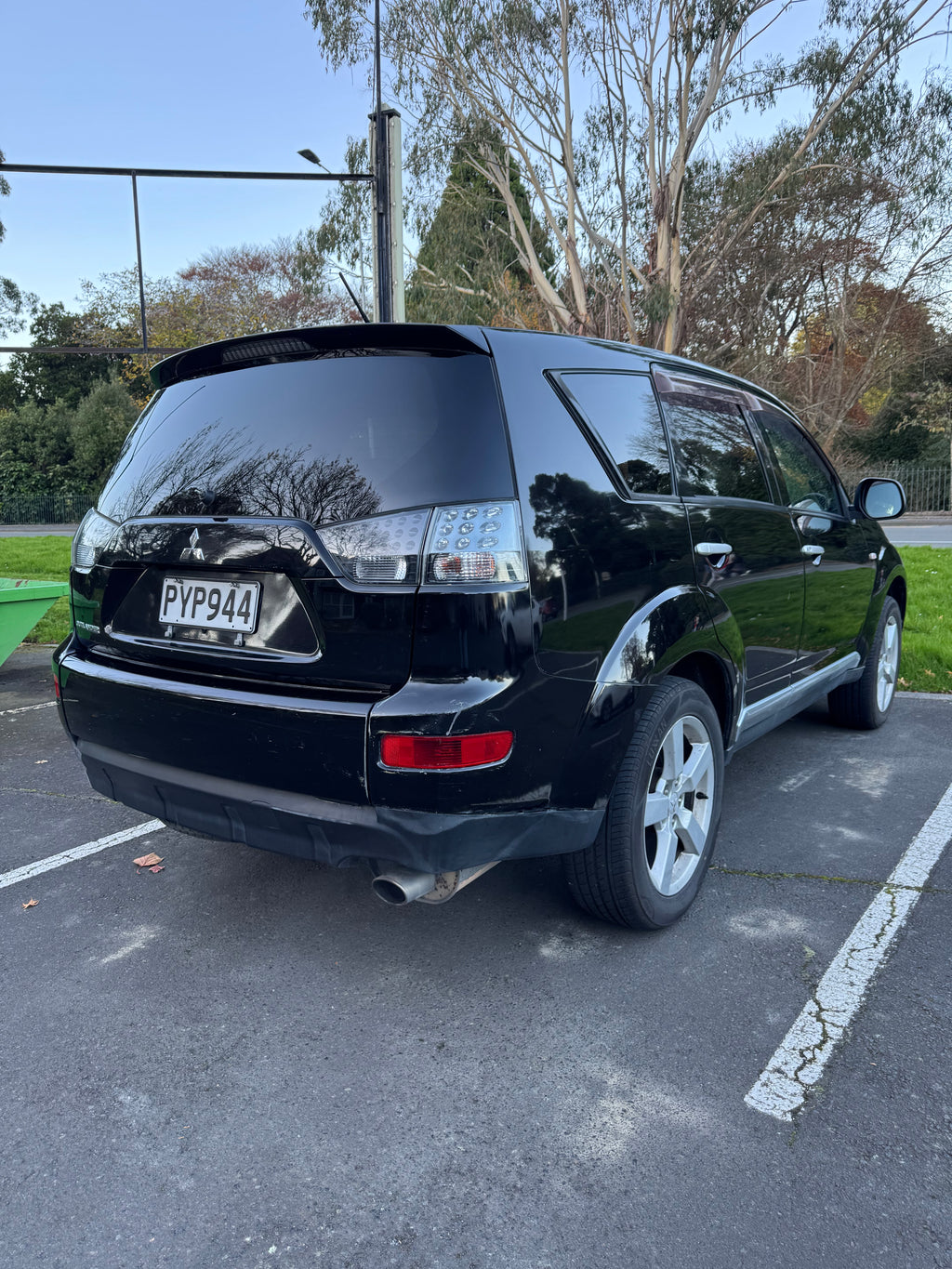2007 Mitsubishi Outlander - 7 Seater!