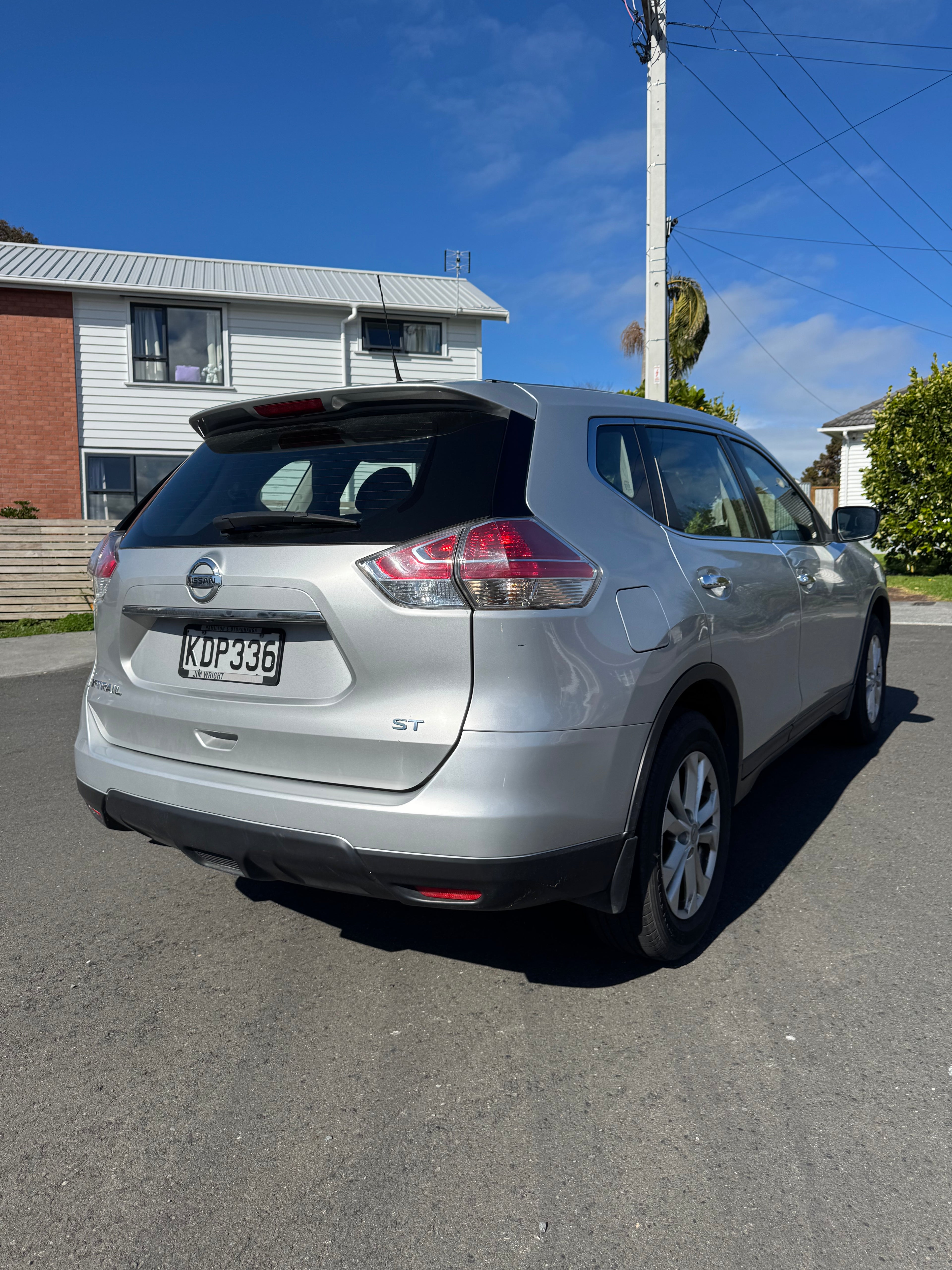 2016 Nissan X-Trail - 7 Seater!