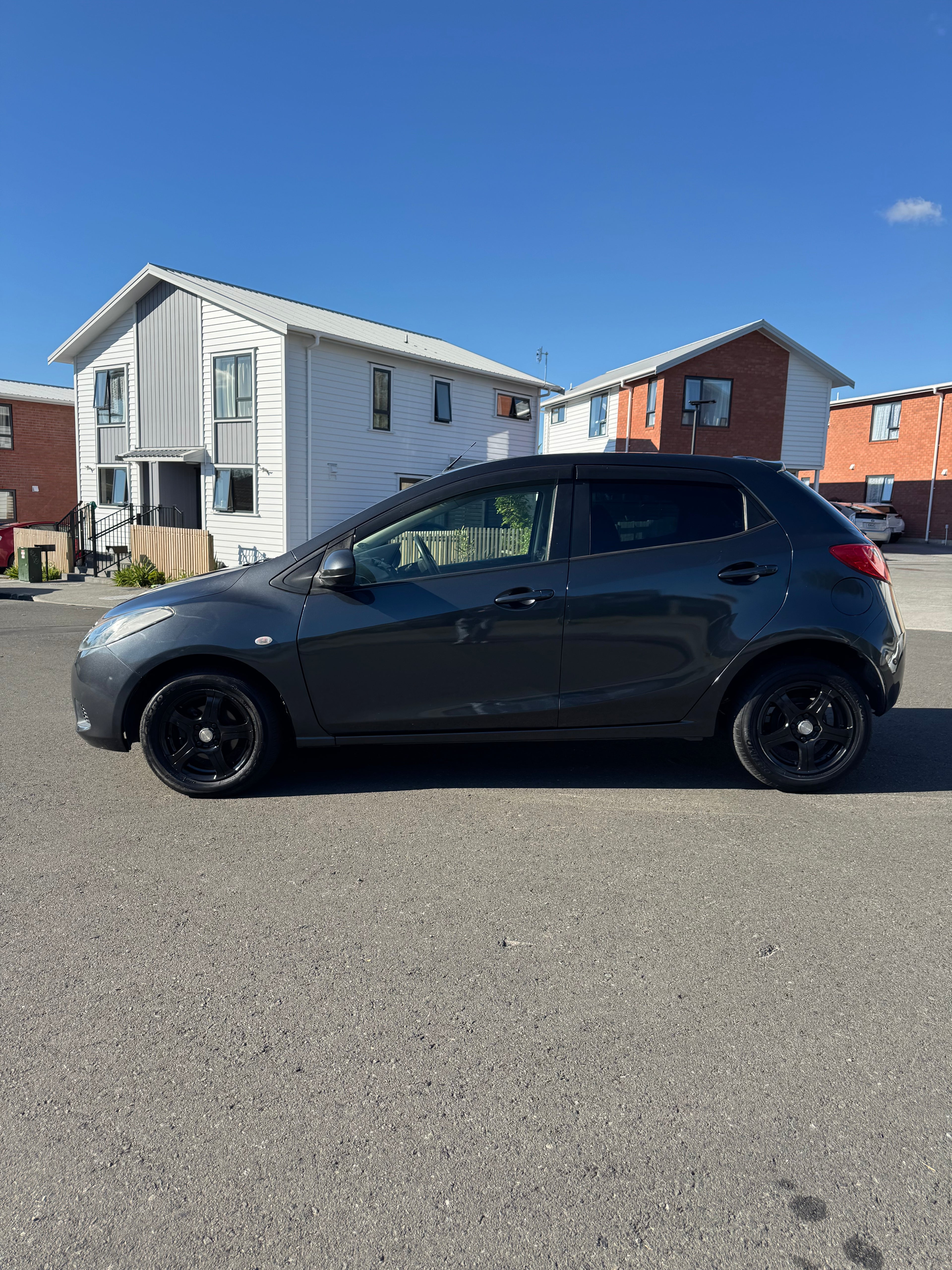 2007 Mazda Demio