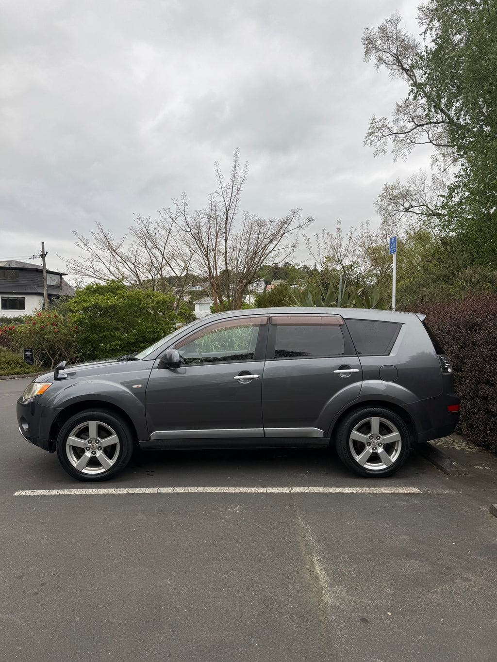 2006 Mitsubishi Outlander - Spacious 7-Seater! - $39.91 Per Week!