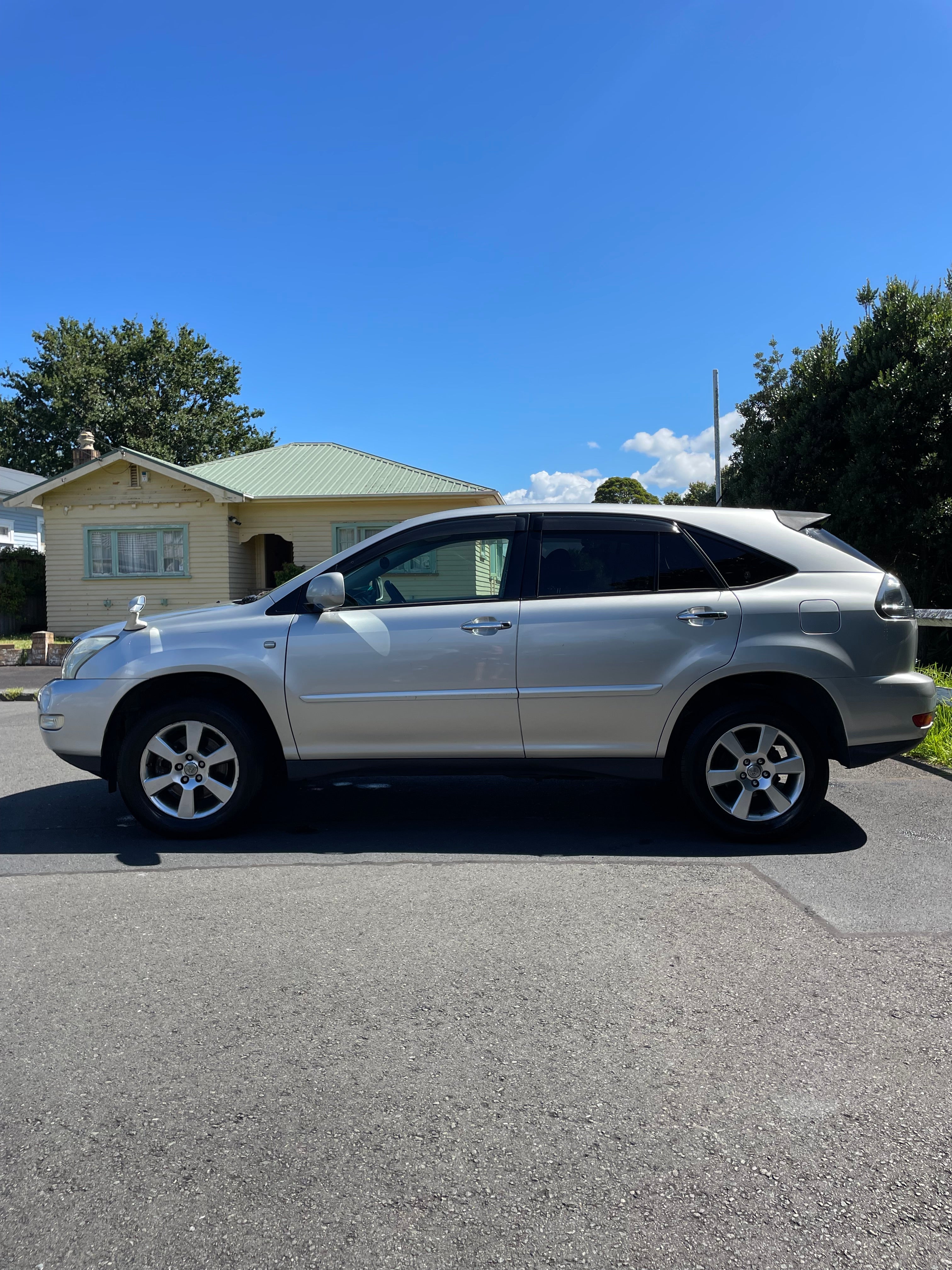 2007 Toyota Harrier