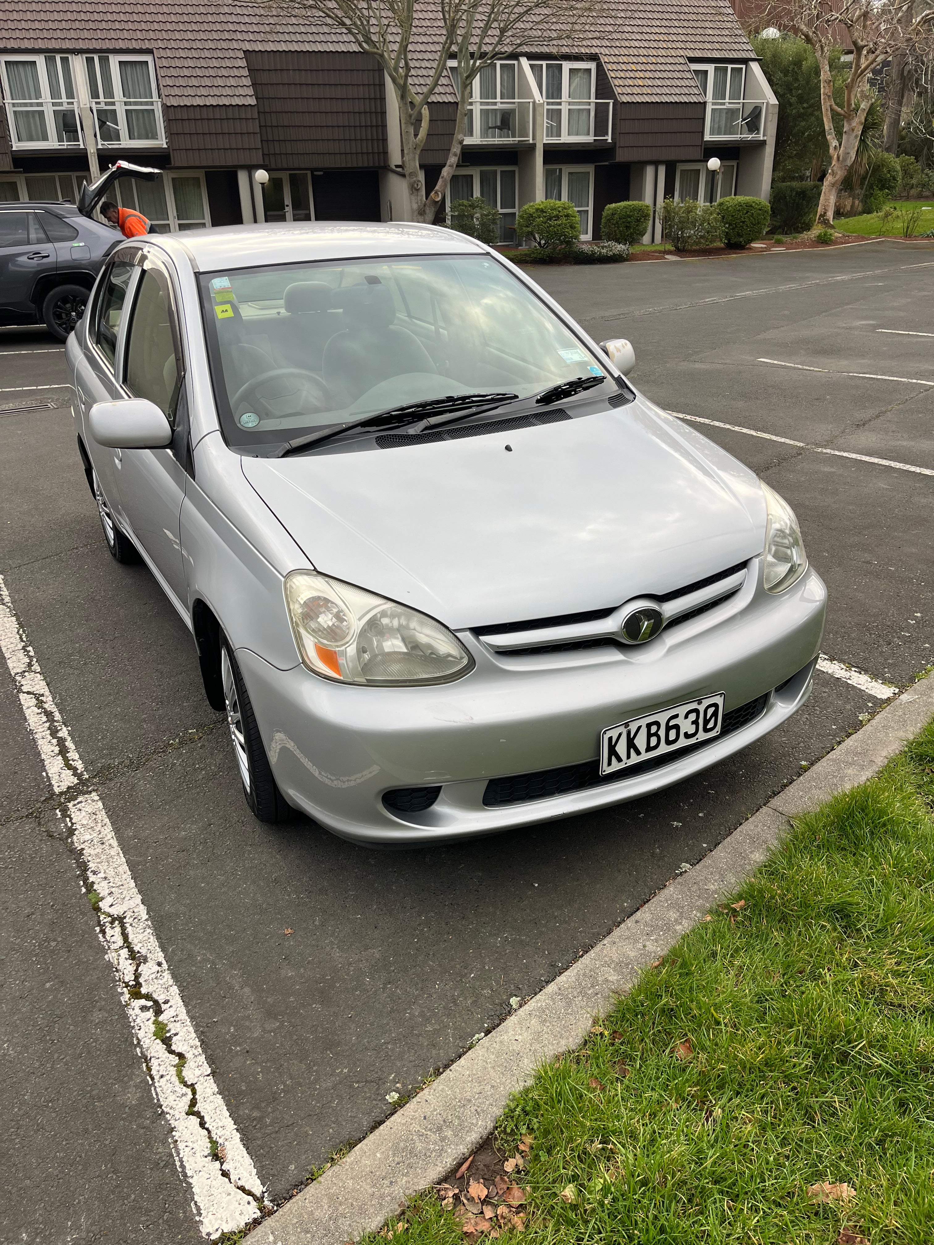 2004 Toyota Platz - Low Kms!