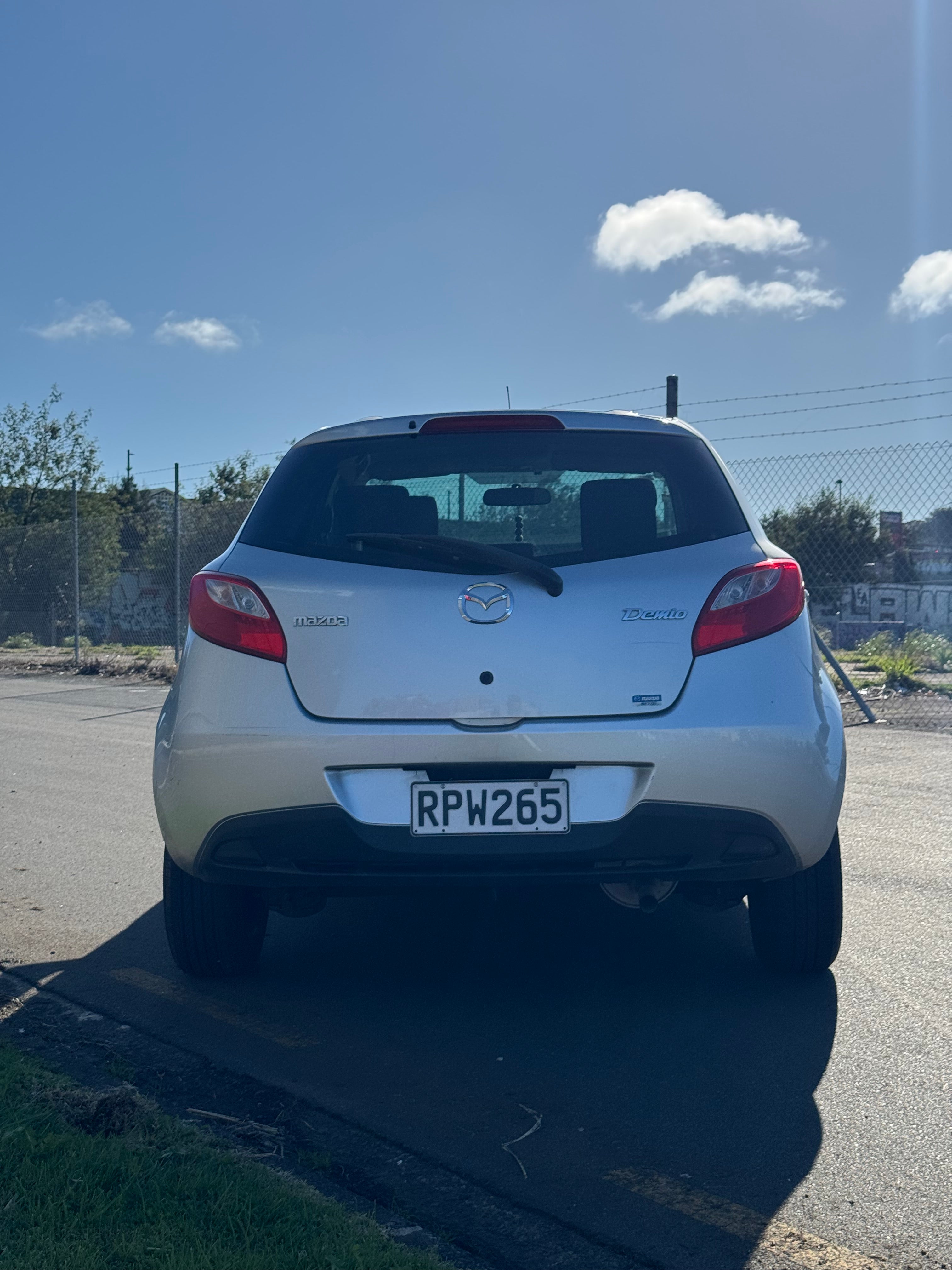 2011 Mazda Demio