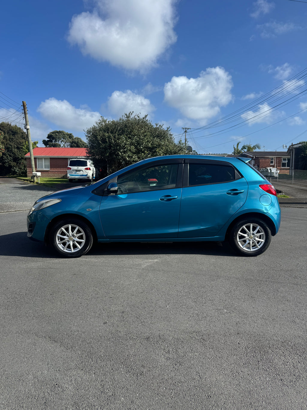 2012 Mazda Demio