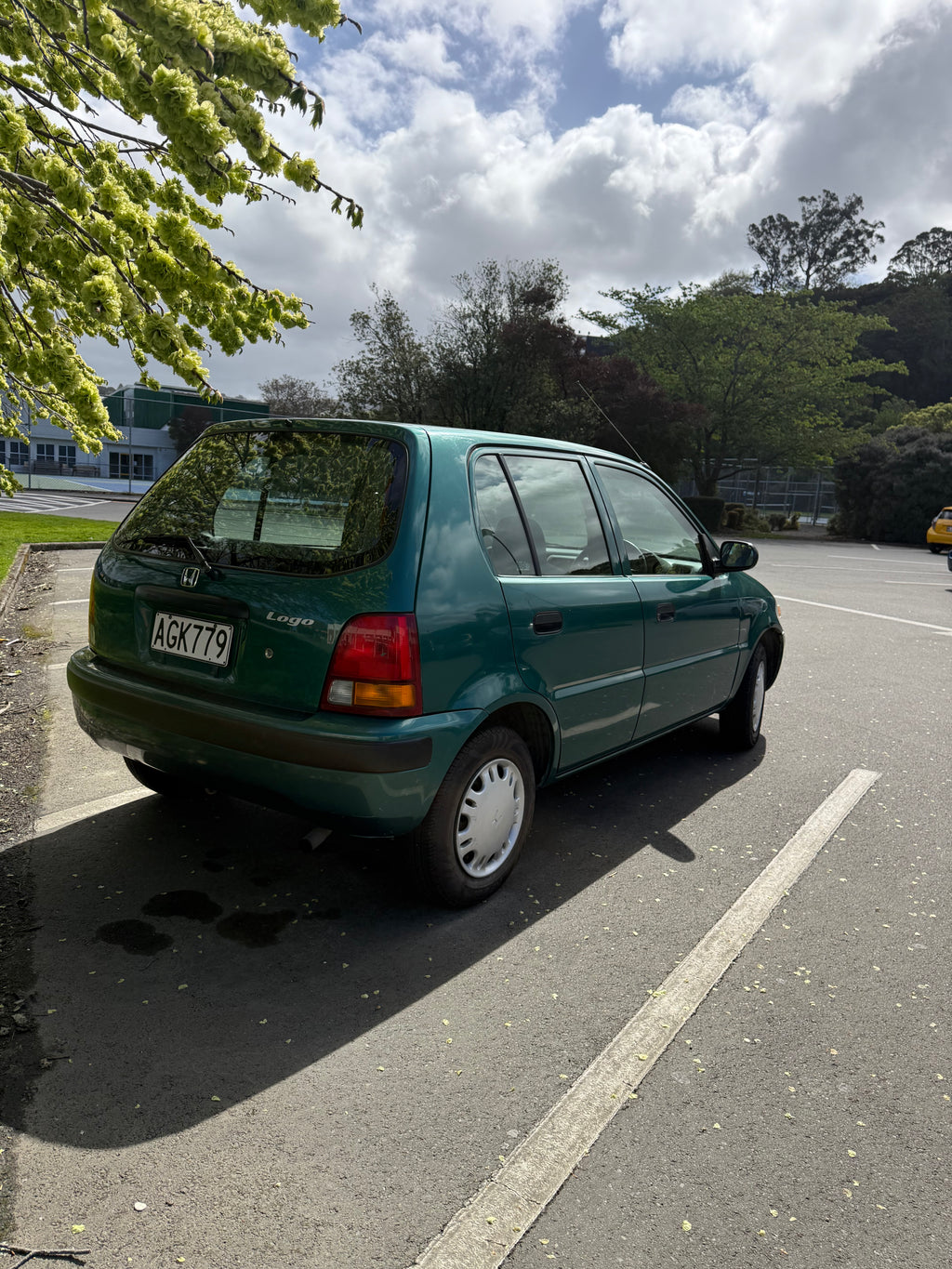 1997 Honda Logo - Economical & Easy to Drive! - $23.81 Per Week!