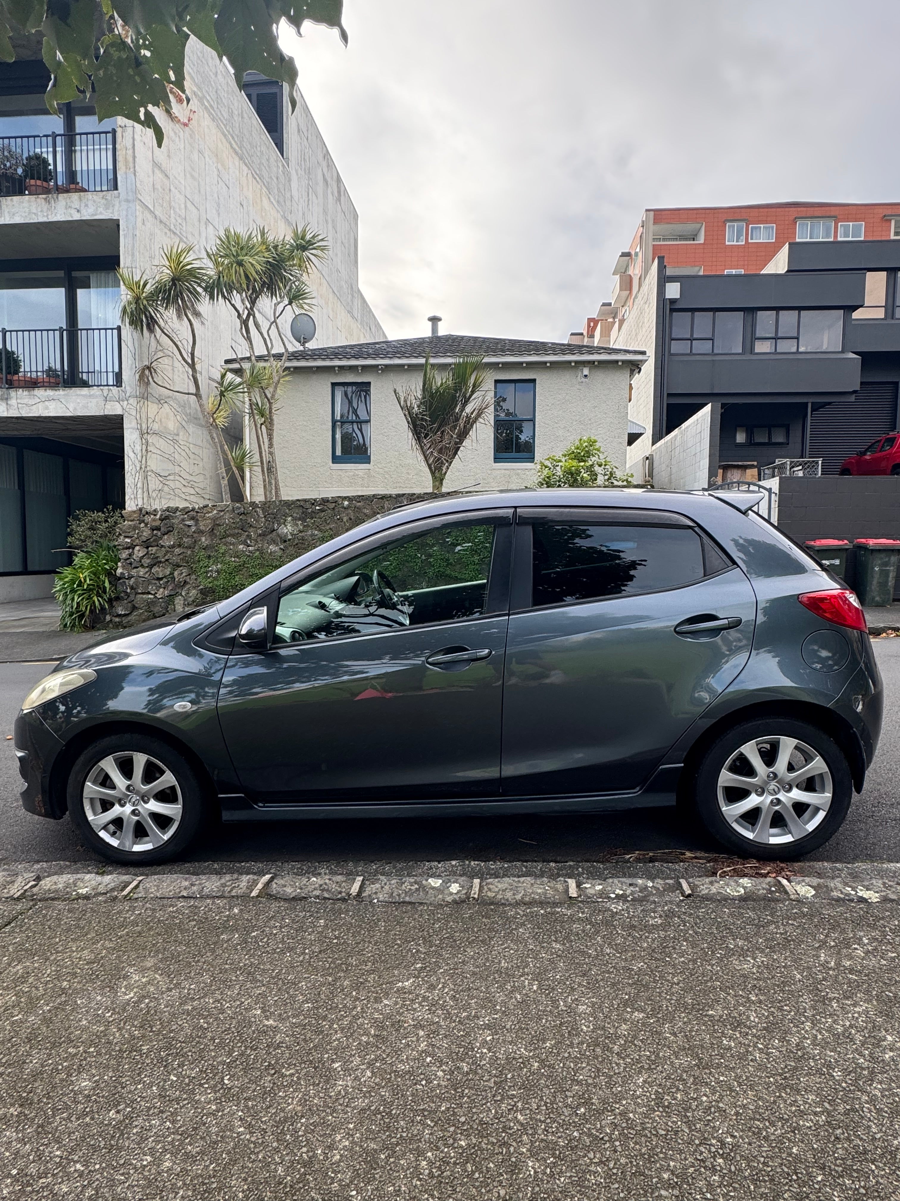 2008 Mazda Demio