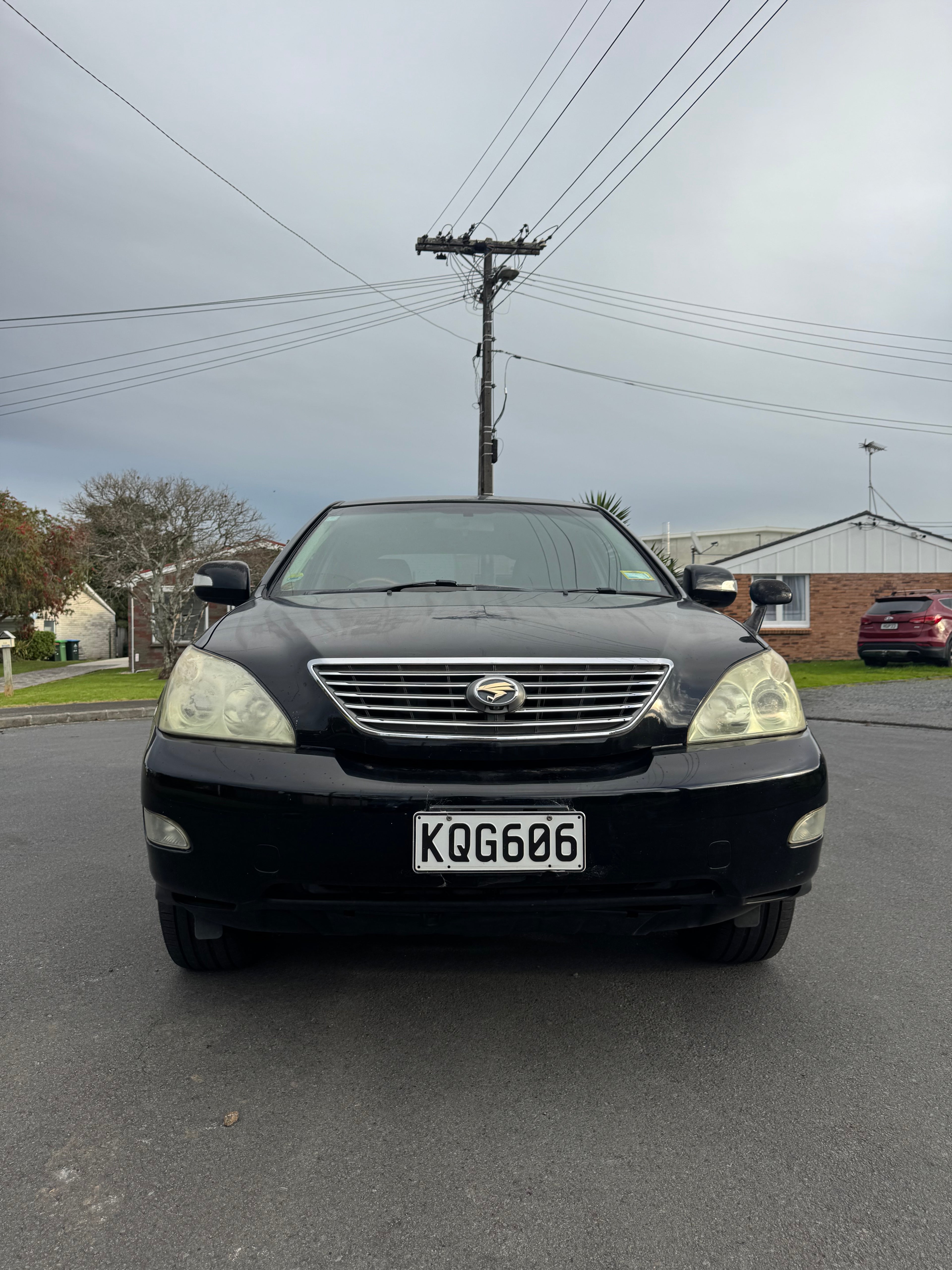 2007 Toyota Harrier 350G - Heated Leather Seats!