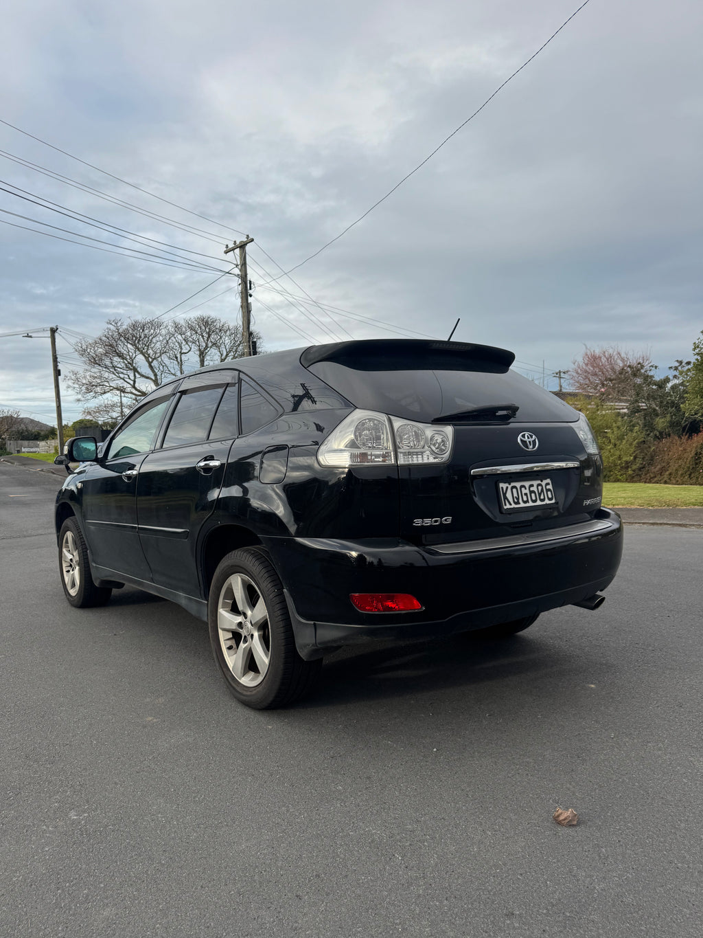 2007 Toyota Harrier 350G - Heated Leather Seats!
