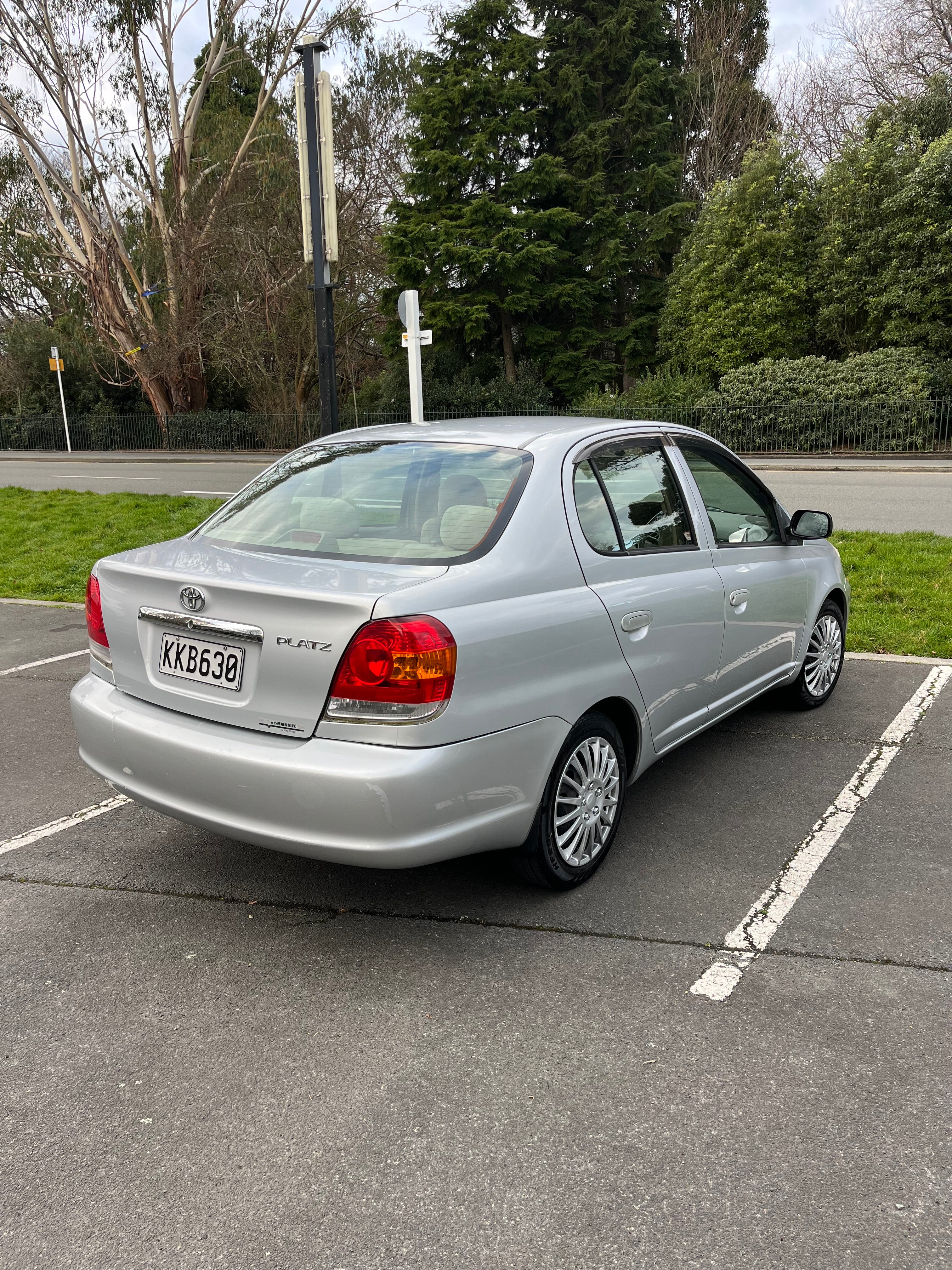 2004 Toyota Platz - Low Kms!