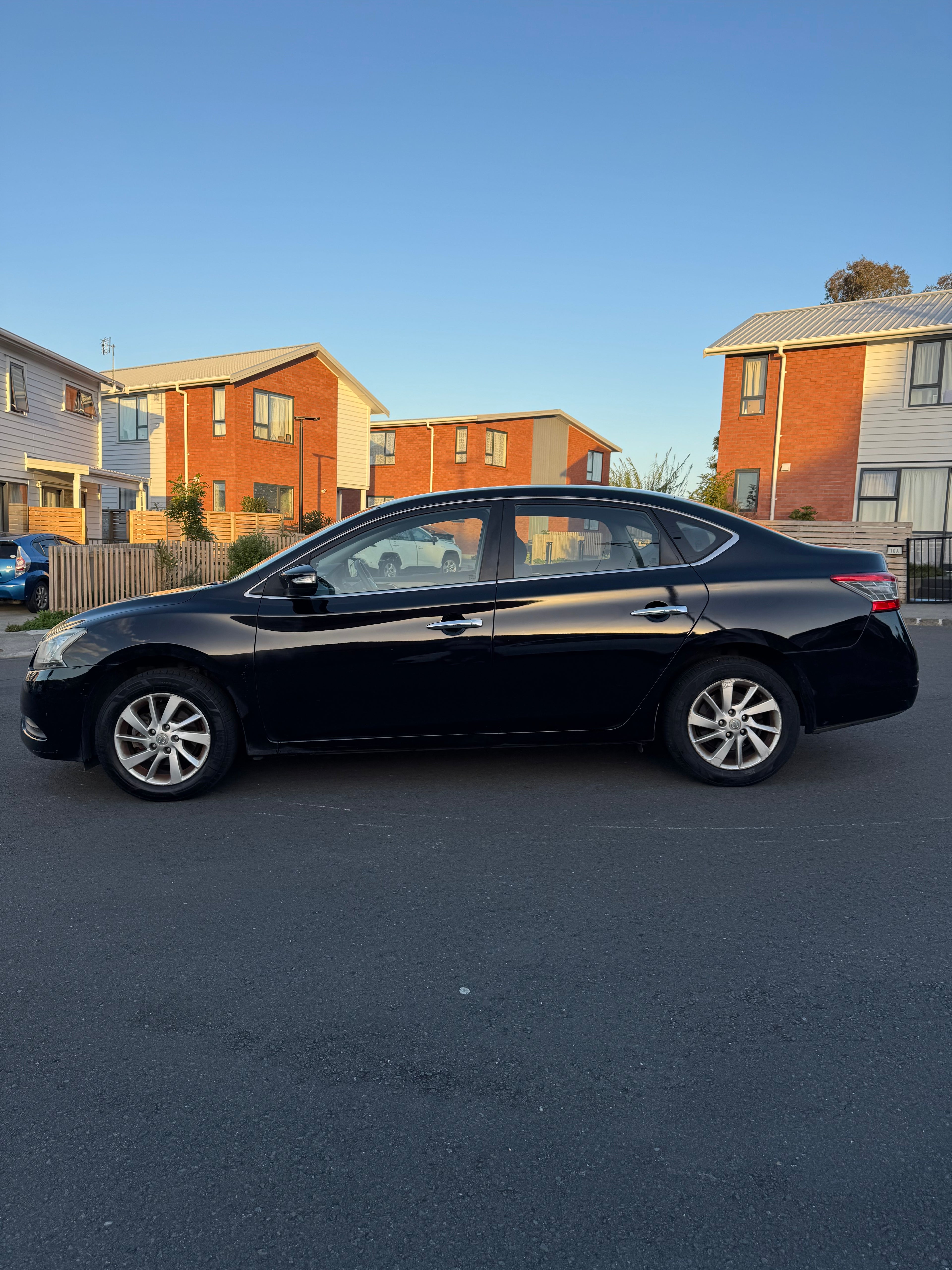 2014 Nissan Pulsar ST - NZ New!