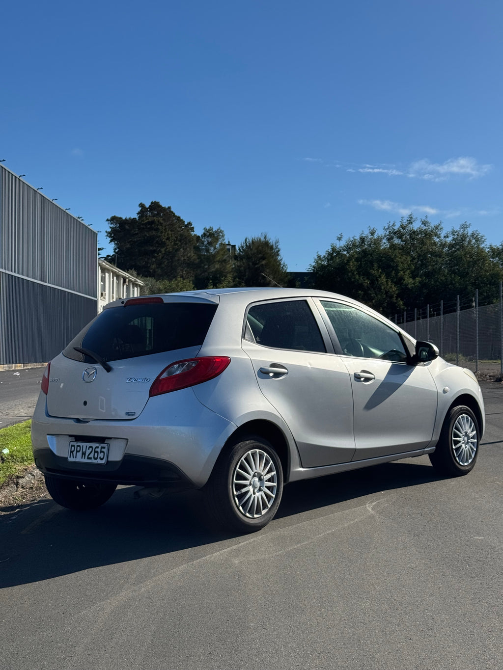 2011 Mazda Demio