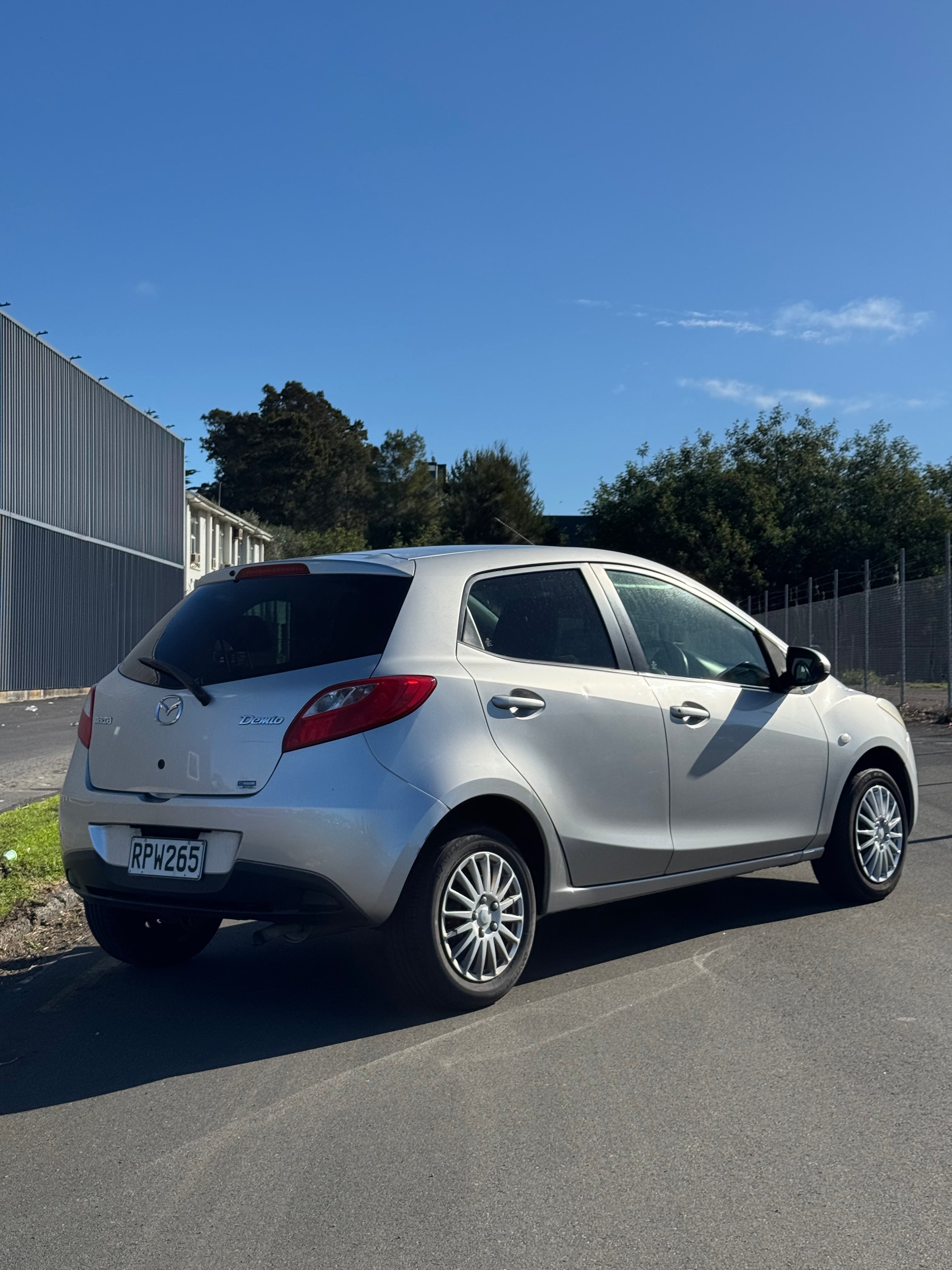 2011 Mazda Demio