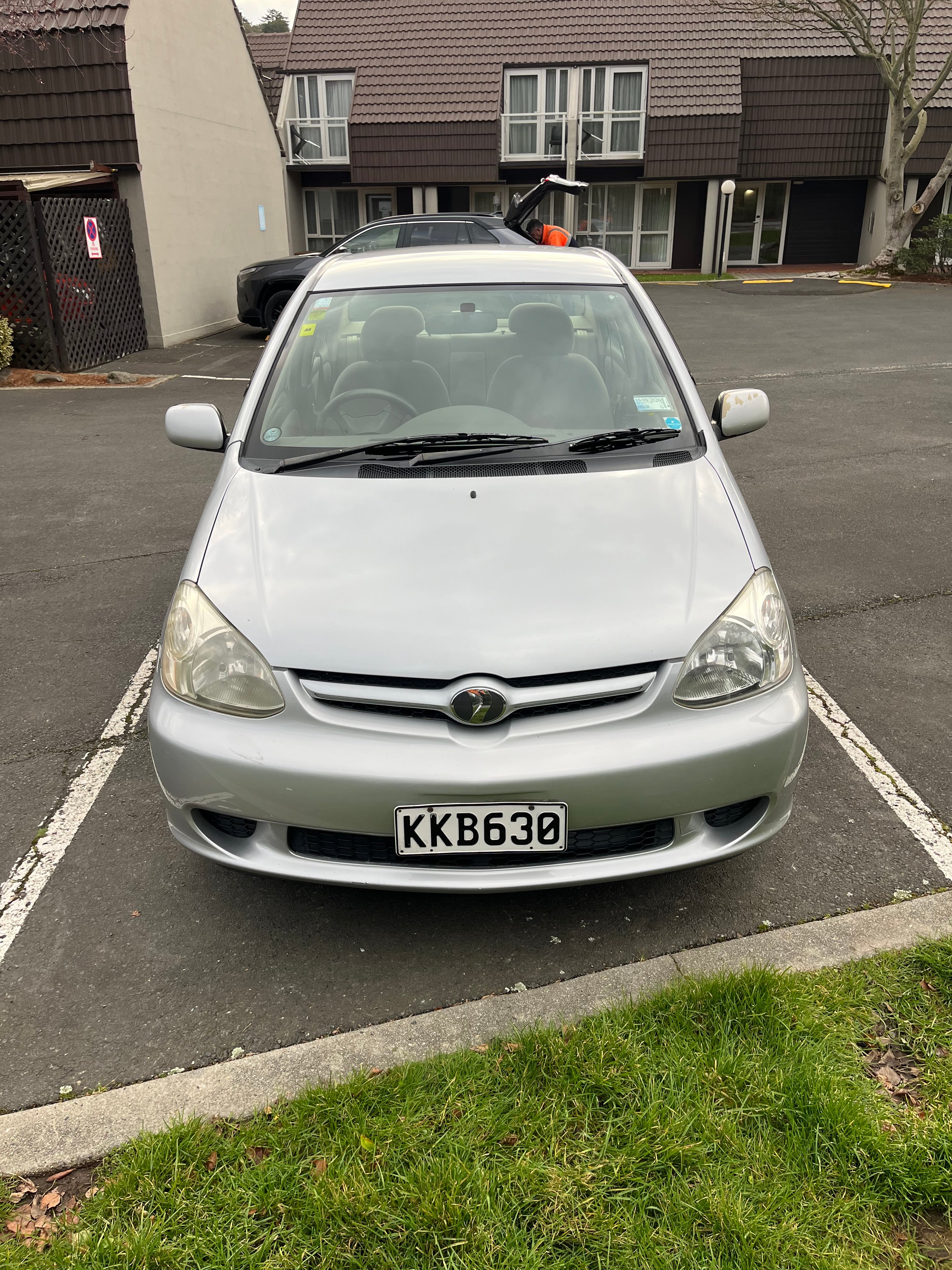 2004 Toyota Platz - Low Kms!