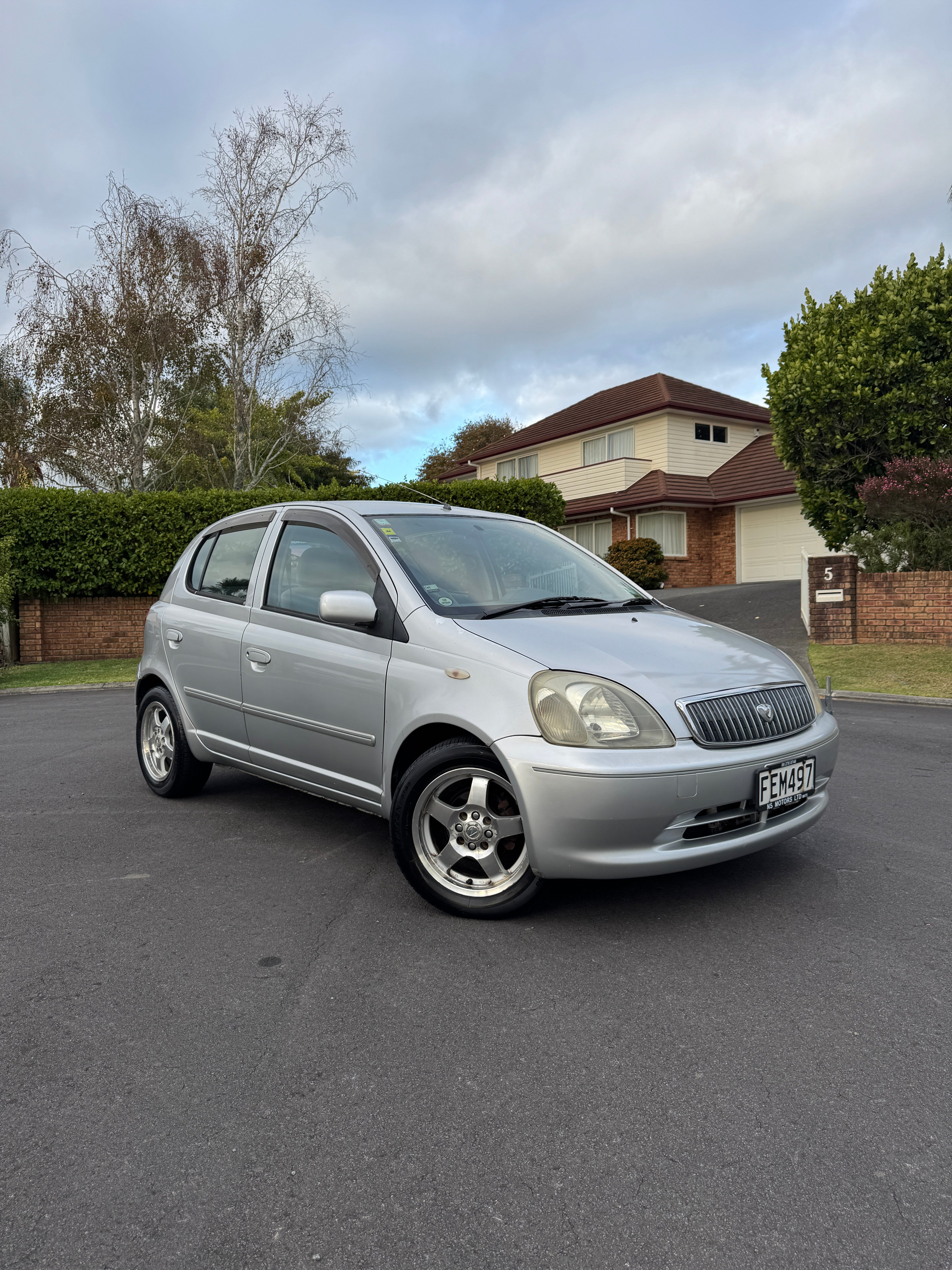 2000 Toyota Vitz