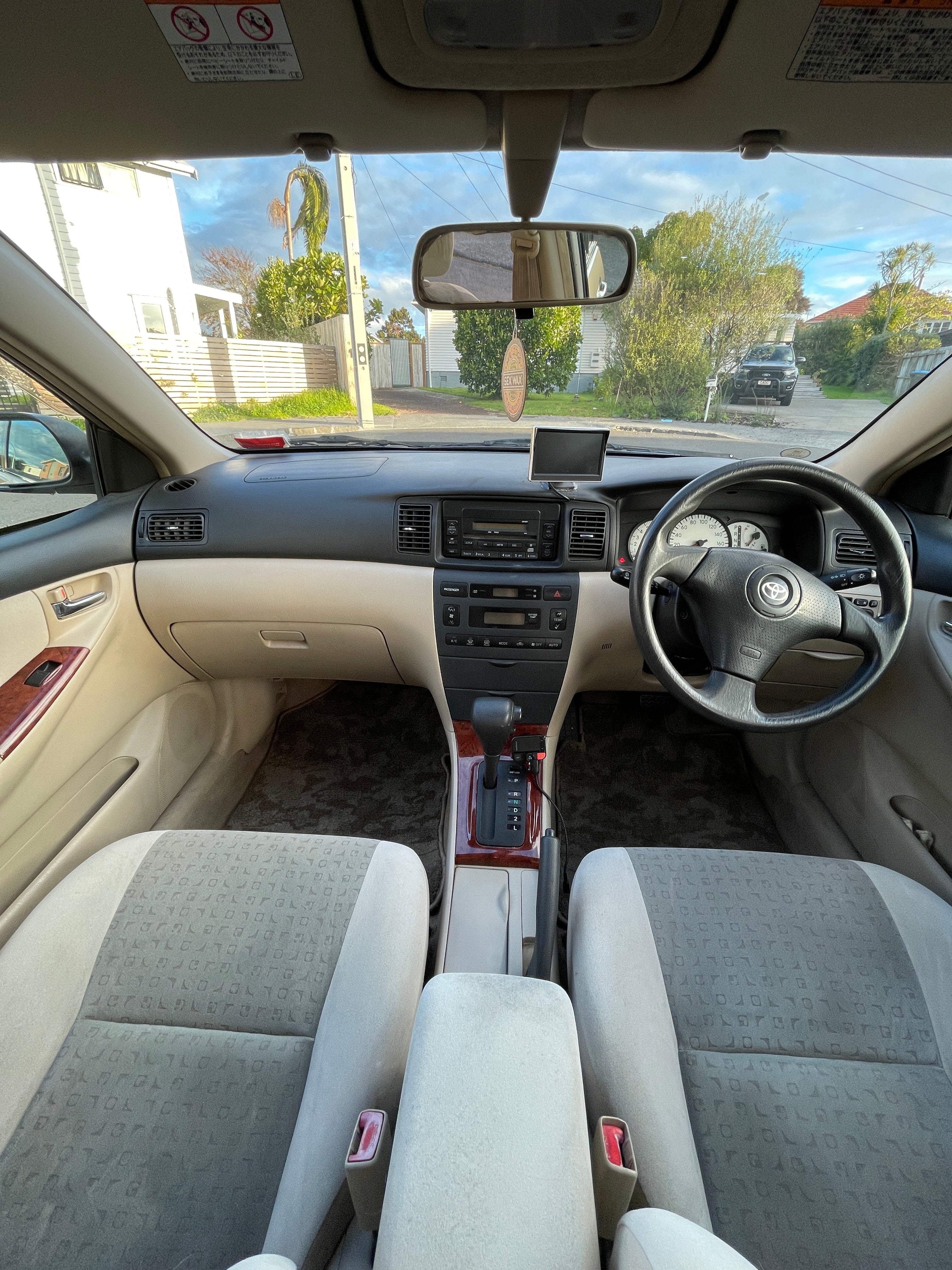 2001 Toyota Corolla Allex - Low Kms!