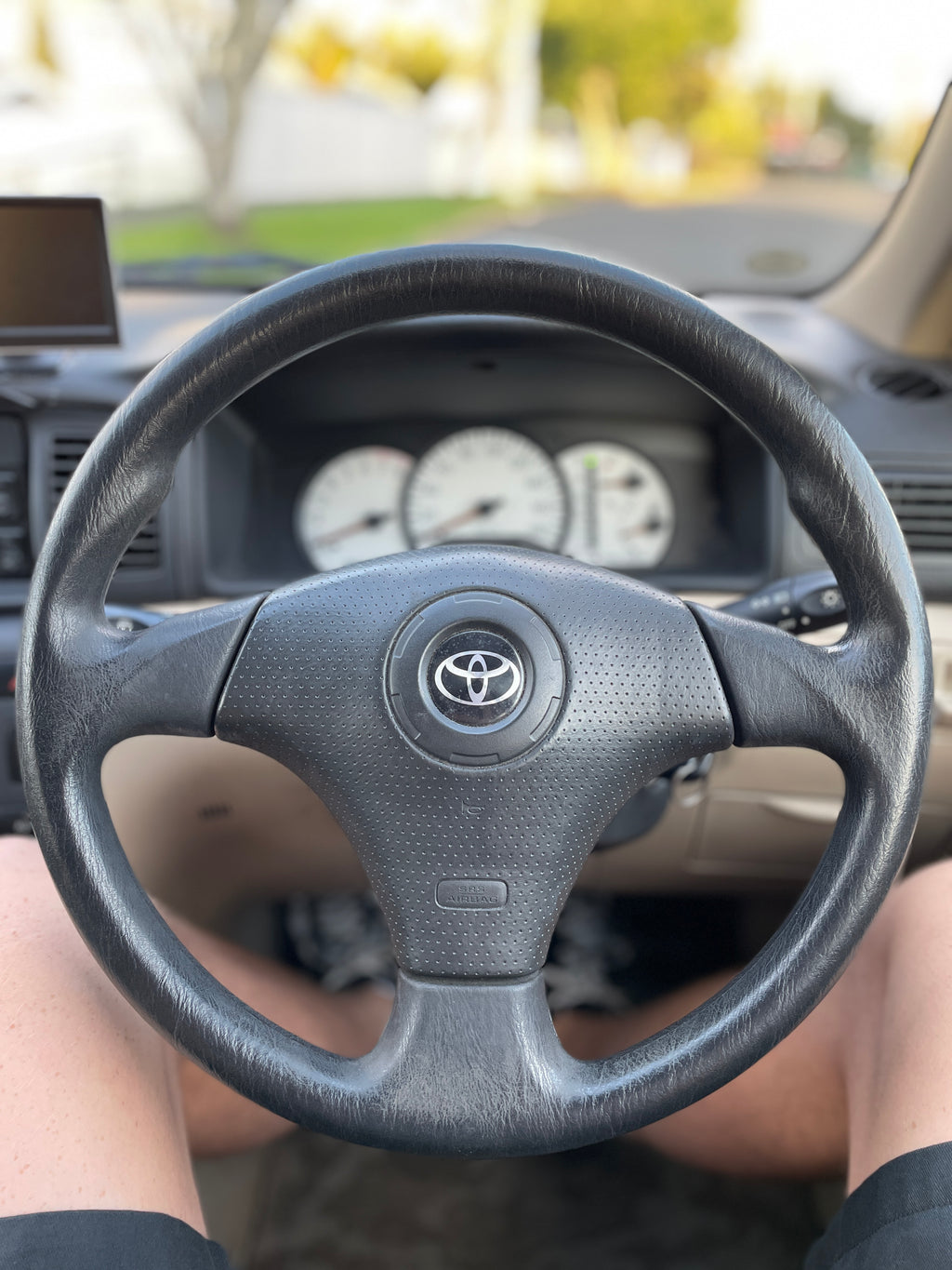 2001 Toyota Corolla Allex - Low Kms!