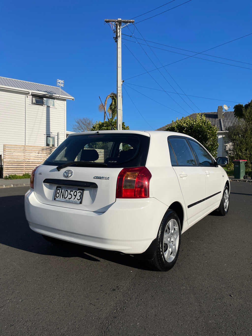 2003 Toyota Corolla - Low Kms!