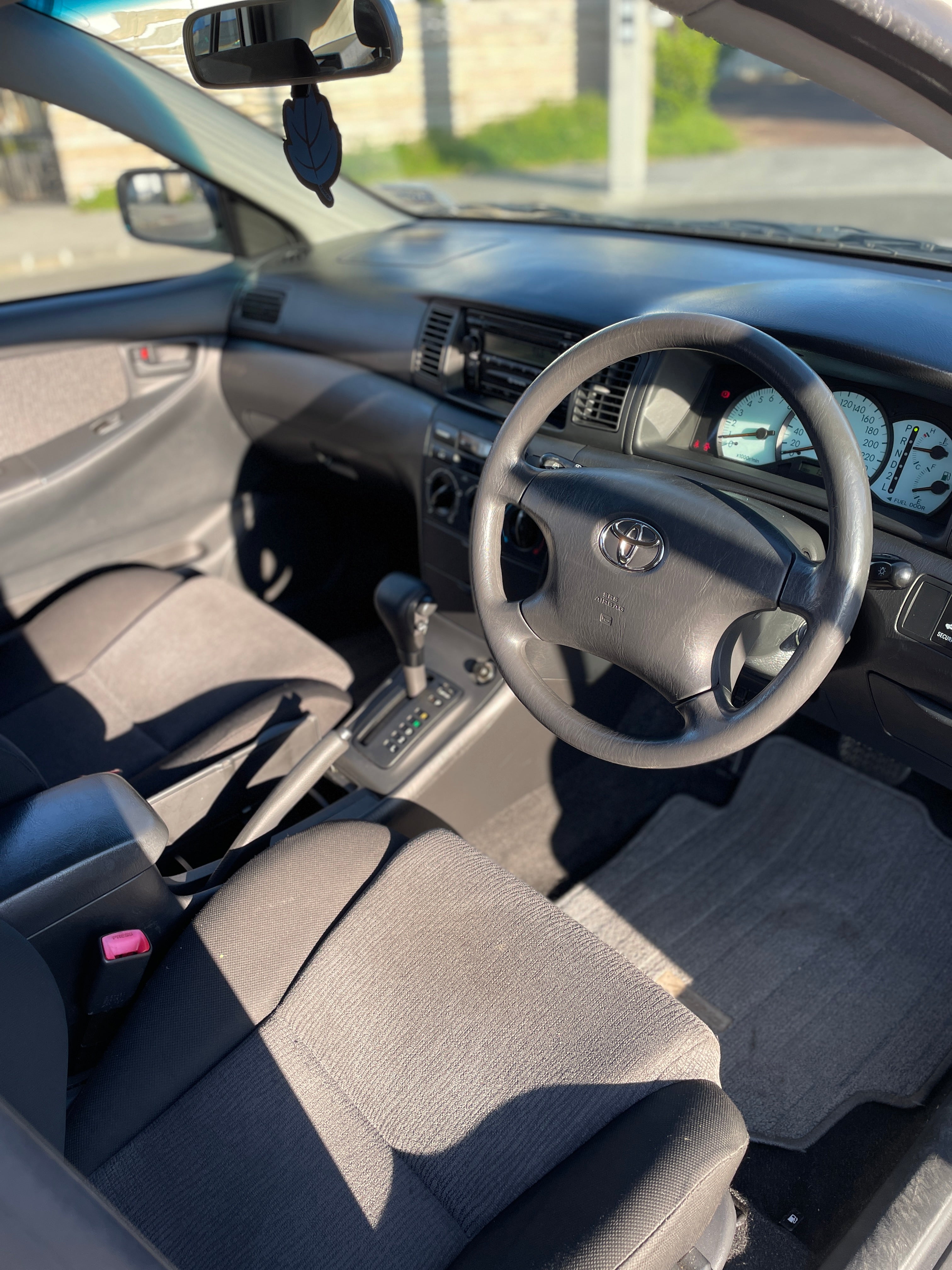 2003 Toyota Corolla - Low Kms!