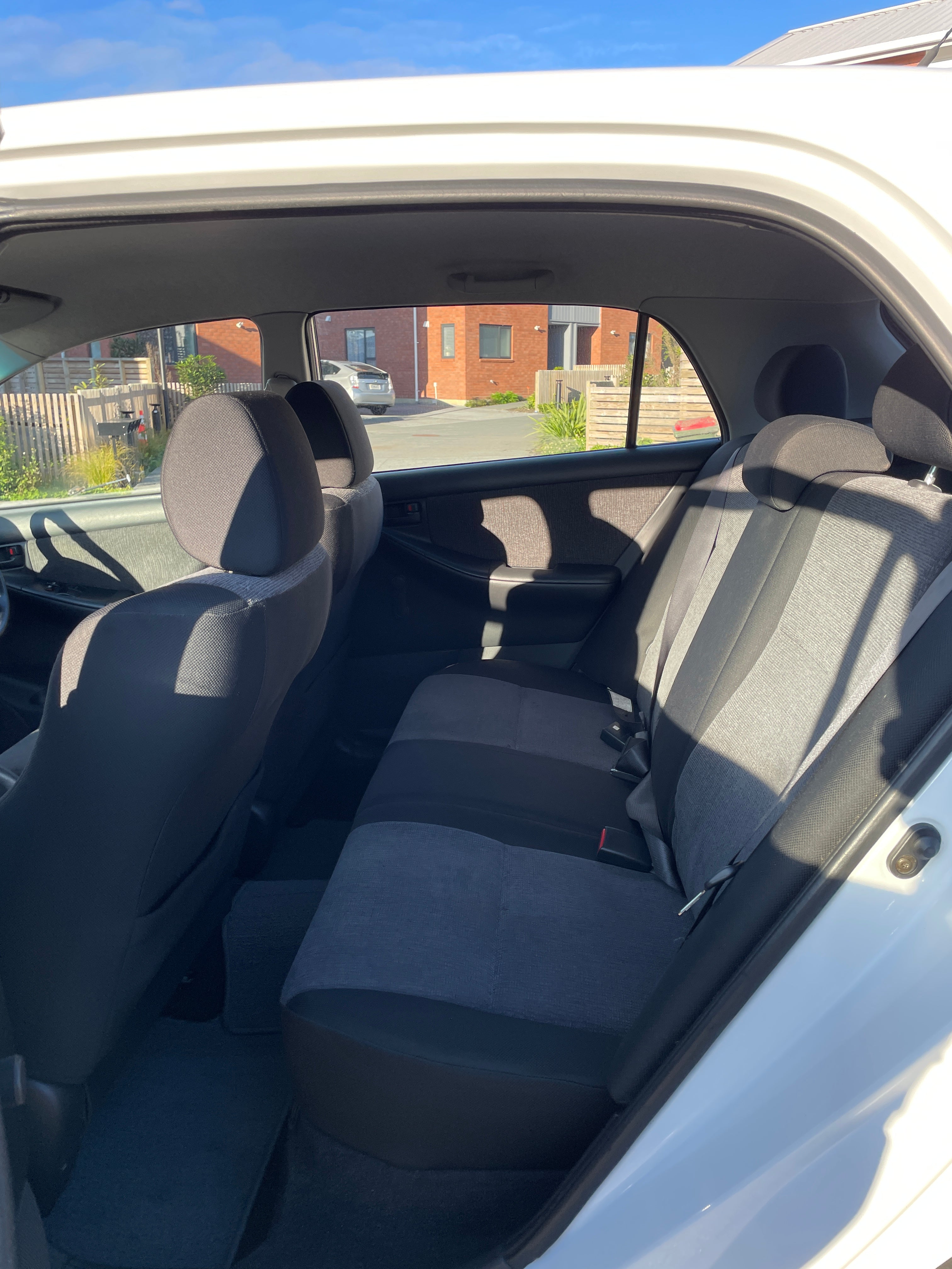 2003 Toyota Corolla - Low Kms!