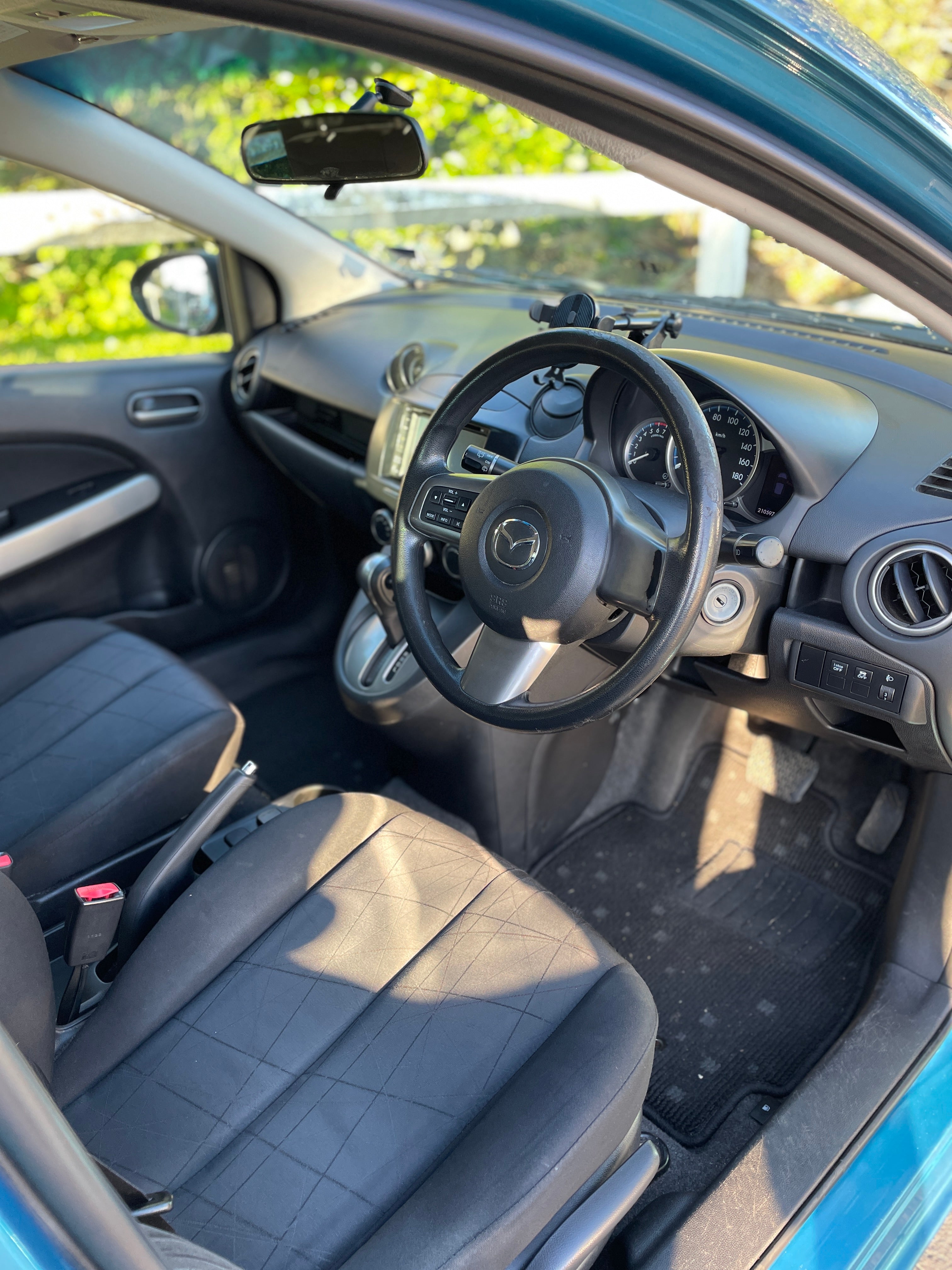2012 Mazda Demio