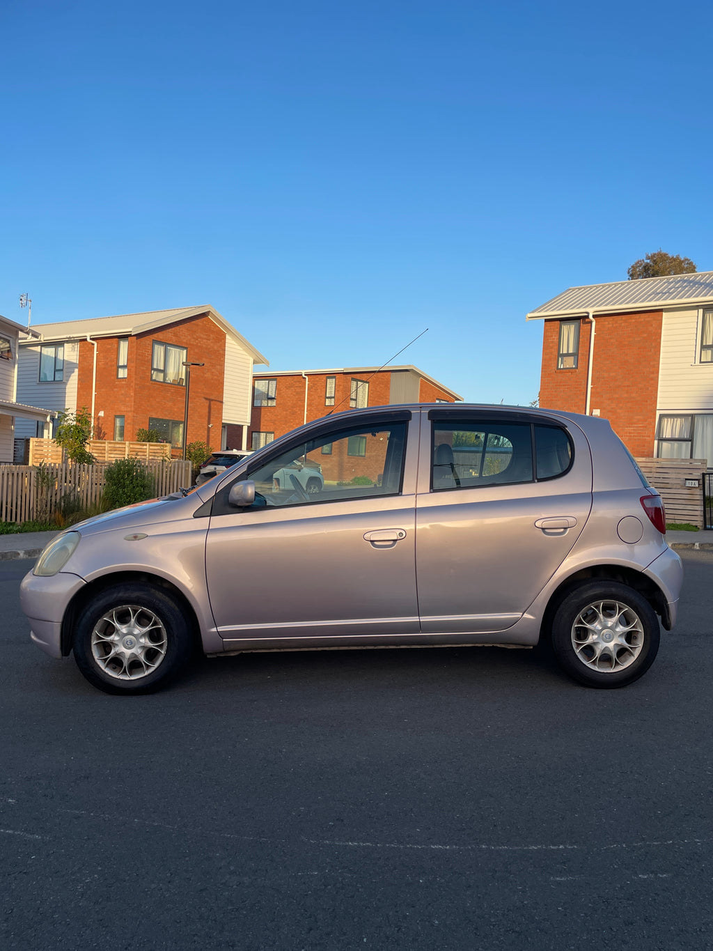 2000 Toyota Vitz - Low Kms!