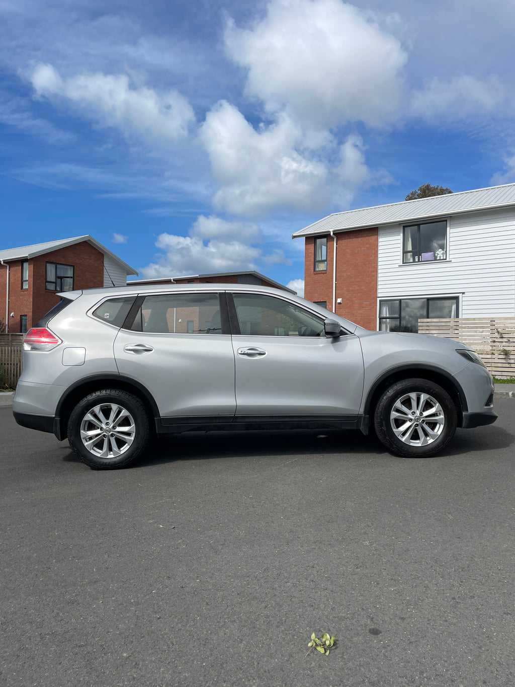 2015 Nissan X-Trail ST - 4WD! NZ New!