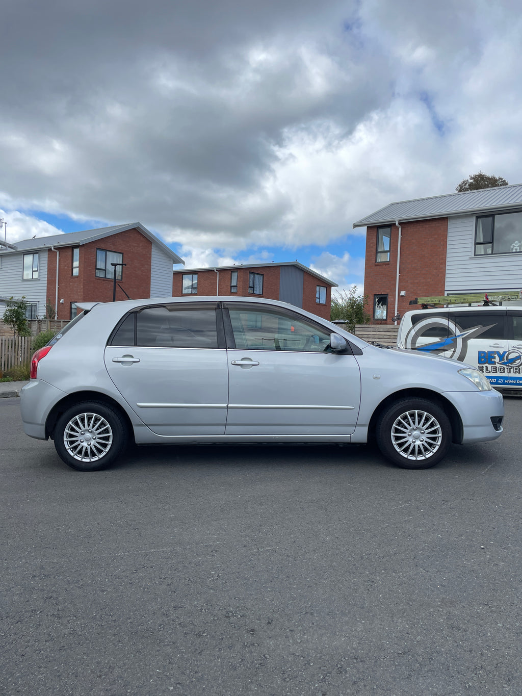 2004 Toyota Allex