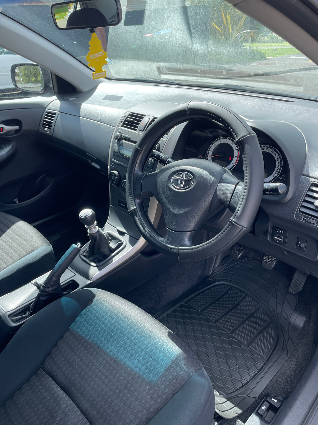 2007 Toyota Corolla GX 6 Speed Manual! $33.52 per week †